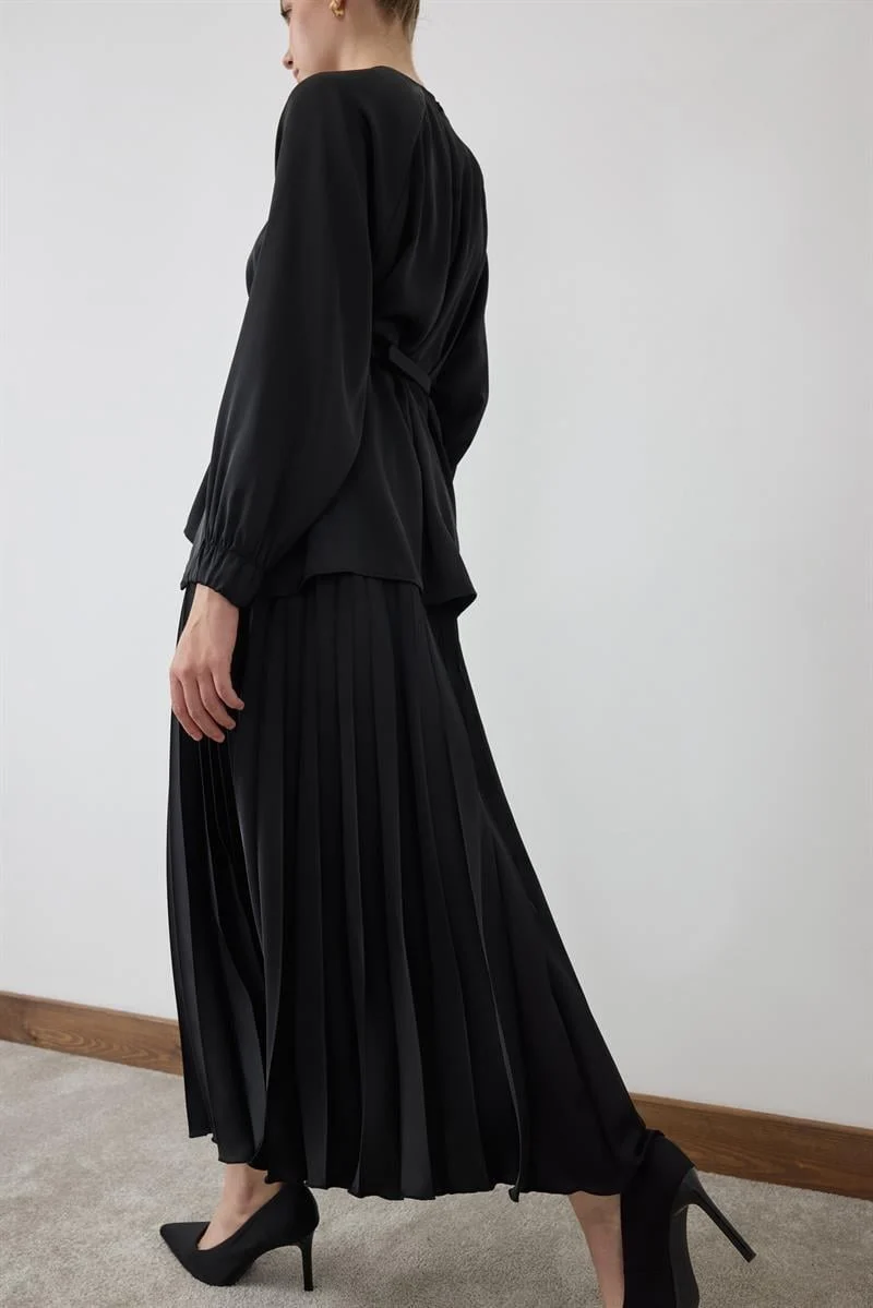 MİORİ NORA SATEN PLİSE ETEKLİ TAKIM MIO26K0500021