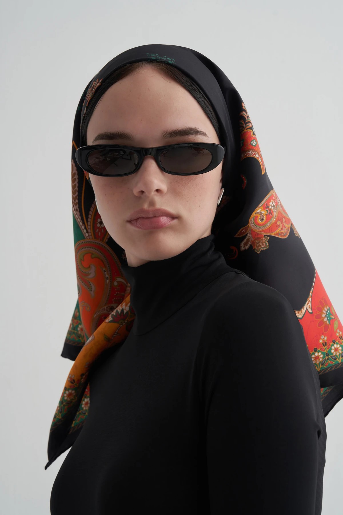 FLORAL SCARF EŞARP
