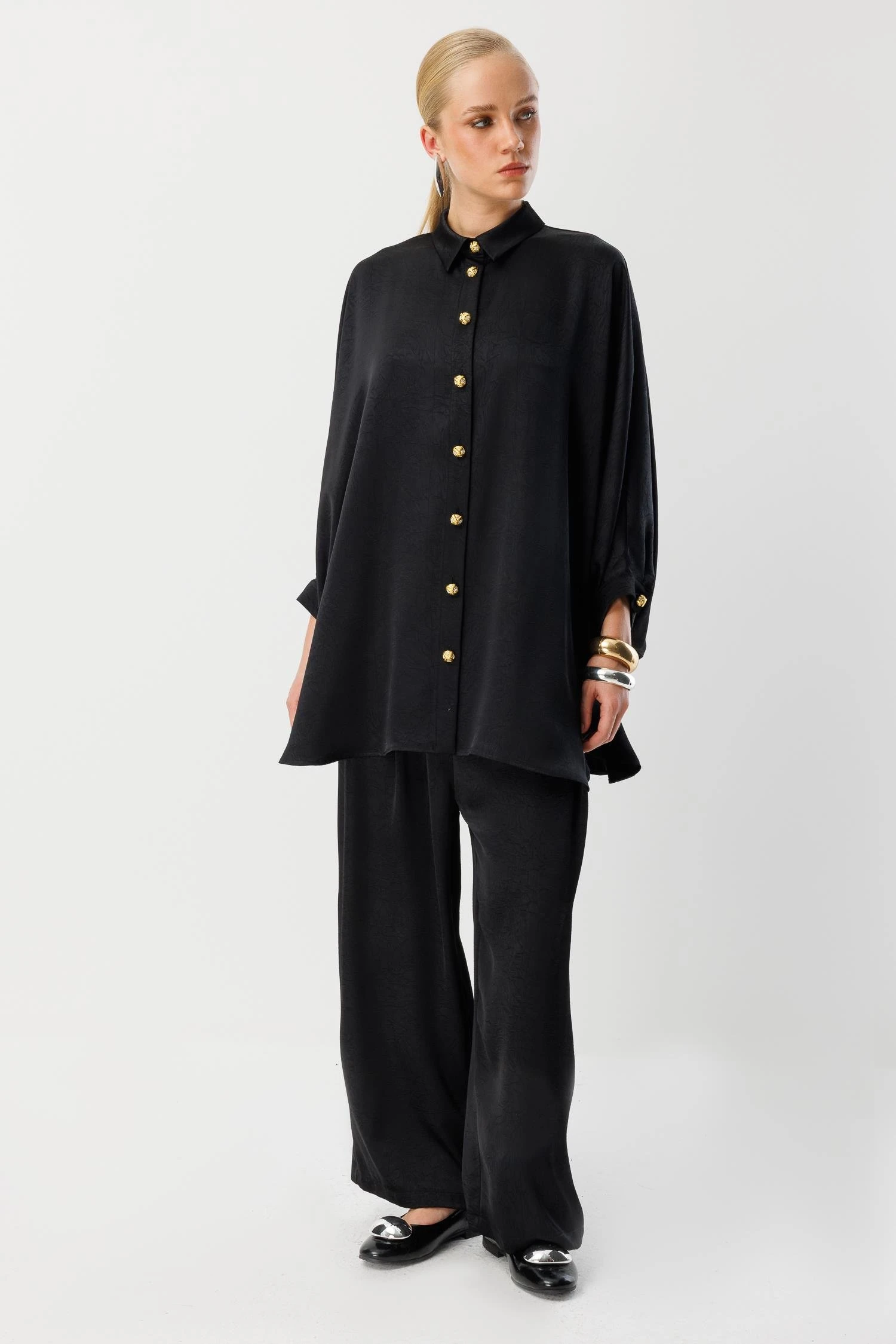 GHİSA YARASA KOL SATEN TAKIM 26KGSTKM4086