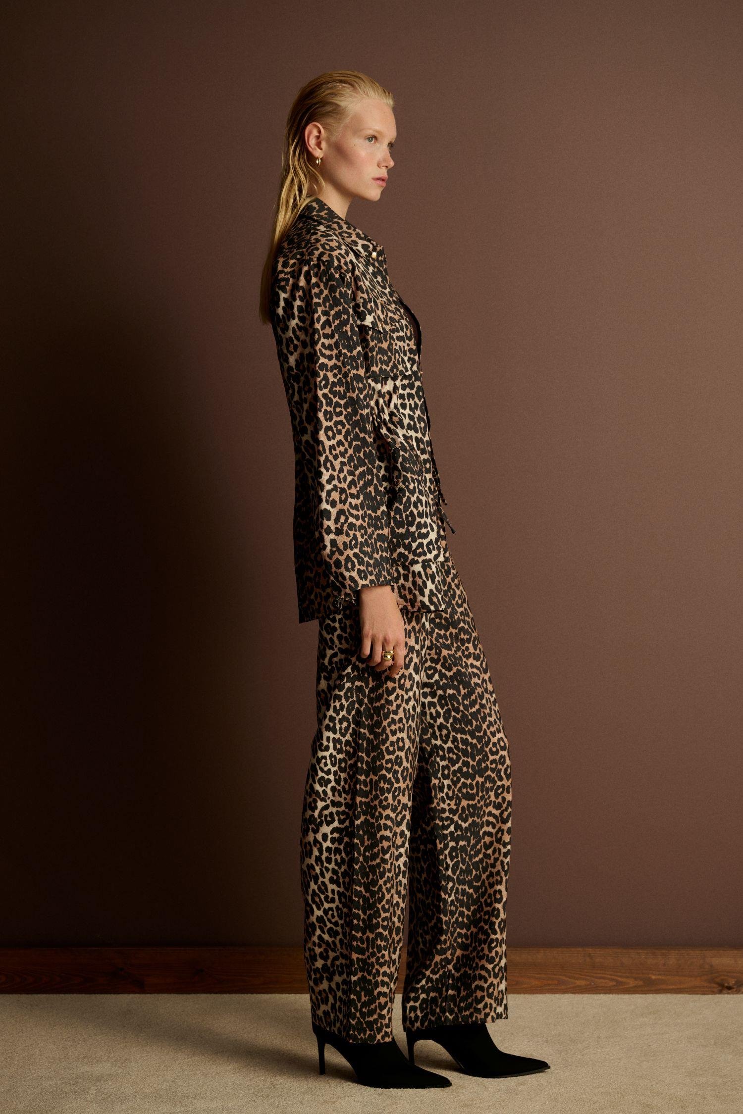 TERZİ DÜKKANI LEOPAR DESEN CEPLİ PANTOLONLU TAKIM TD26K05000056