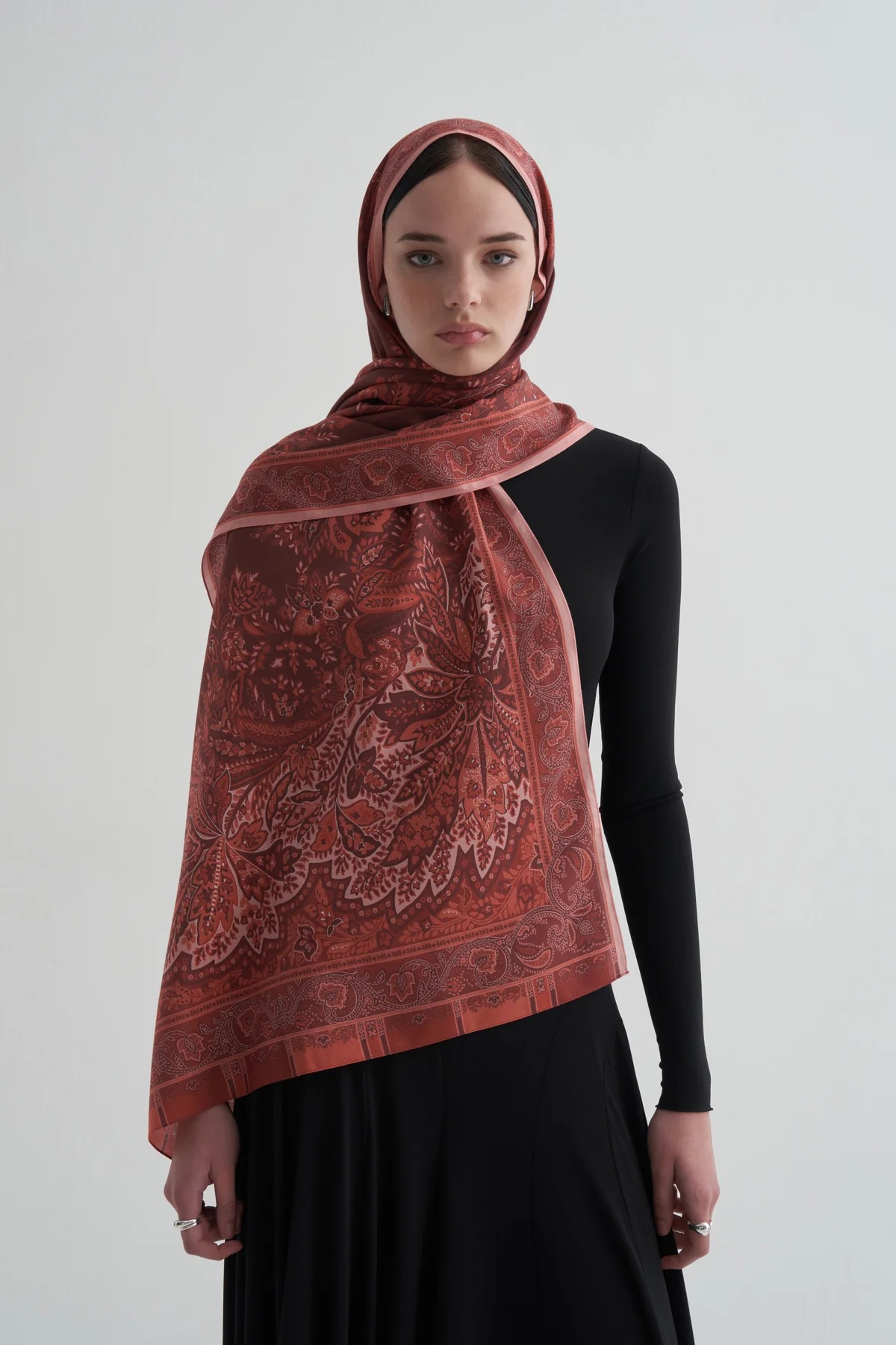 RED İVY ŞAL