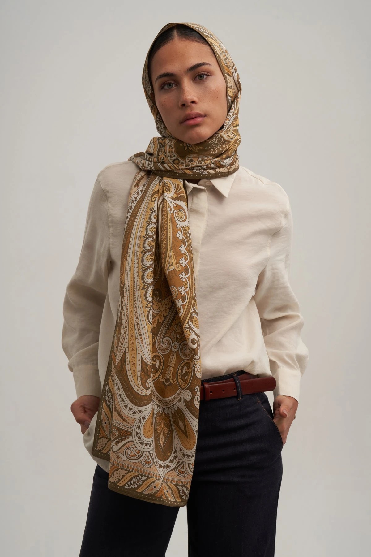 BROWN LİLY ŞAL
