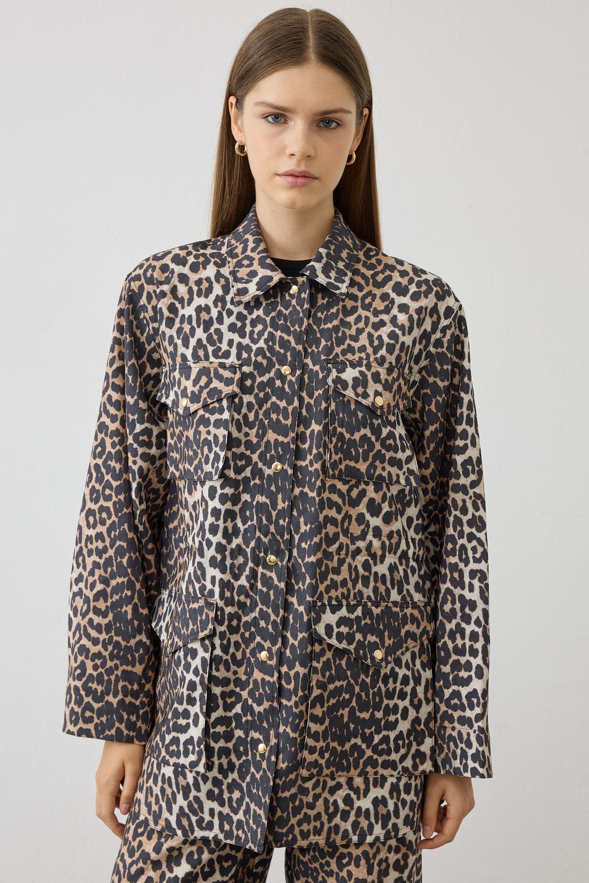 TERZİ DÜKKANI LEOPAR DESEN CEPLİ PANTOLONLU TAKIM TD26K05000056