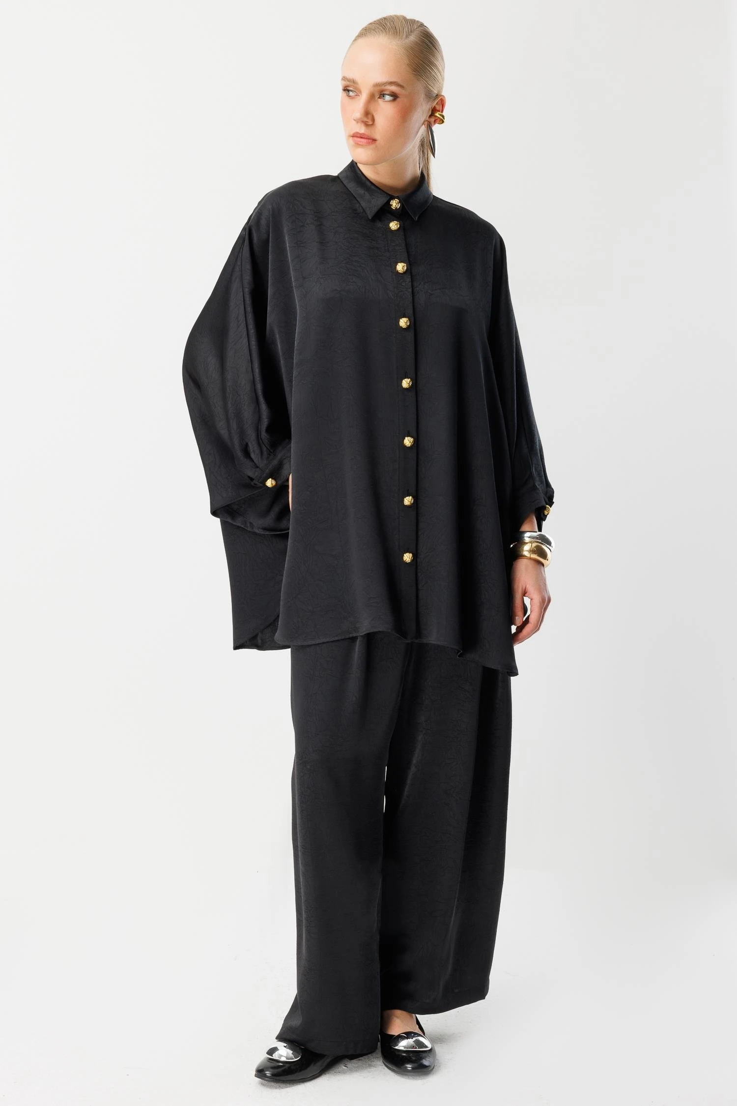 GHİSA YARASA KOL SATEN TAKIM 26KGSTKM4086