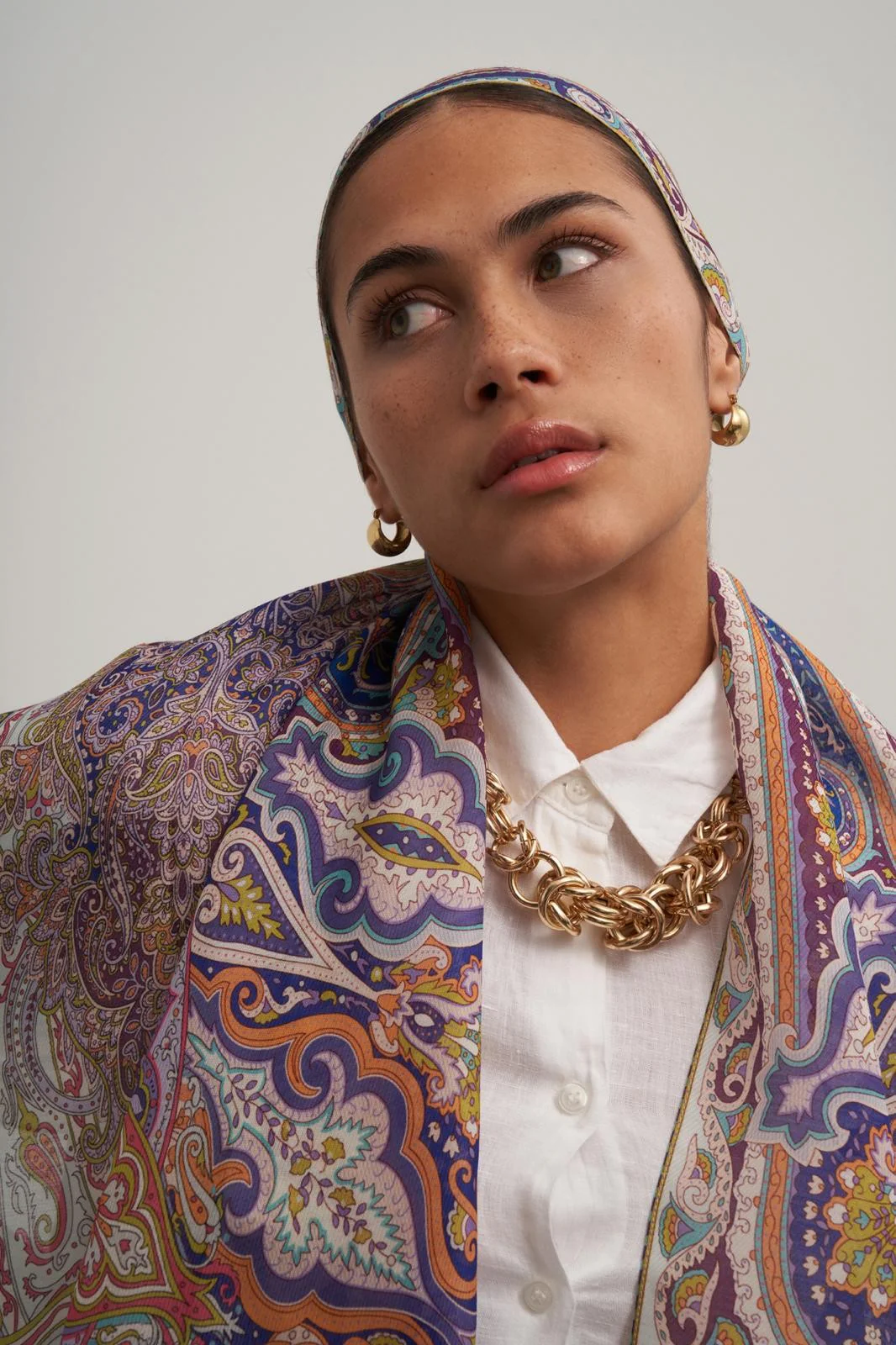 MORENOSİLK ŞÖLEN ŞAL