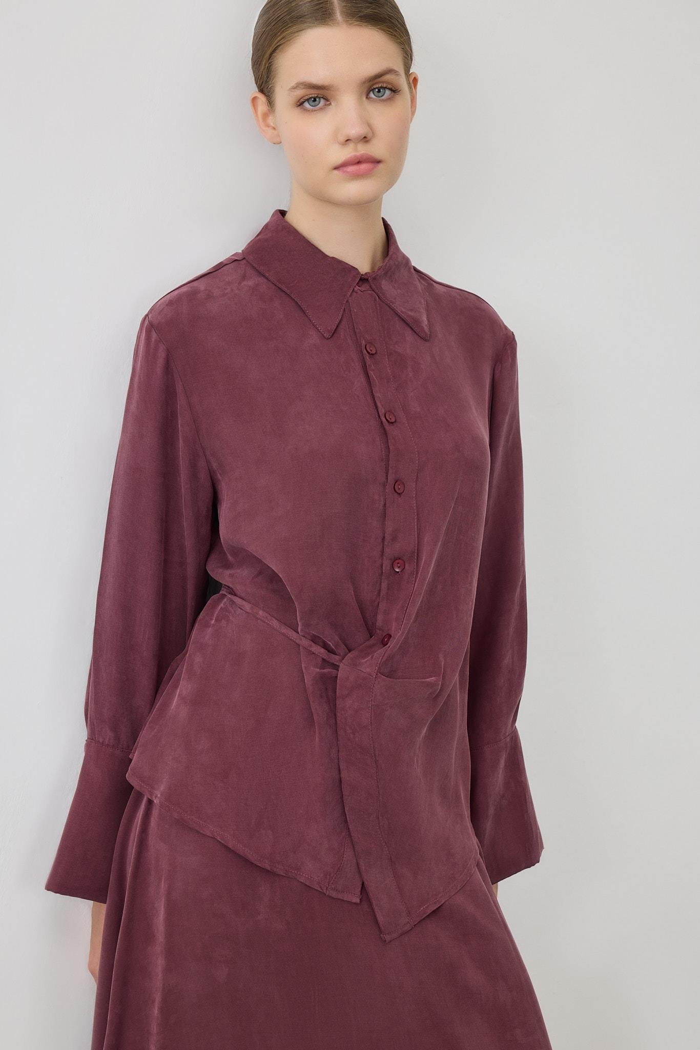 TERZİ DÜKKANI SOLE TAŞLANMIŞ İPEK BAĞLAMALI ETEKLİ TAKIM TD25Y05033091