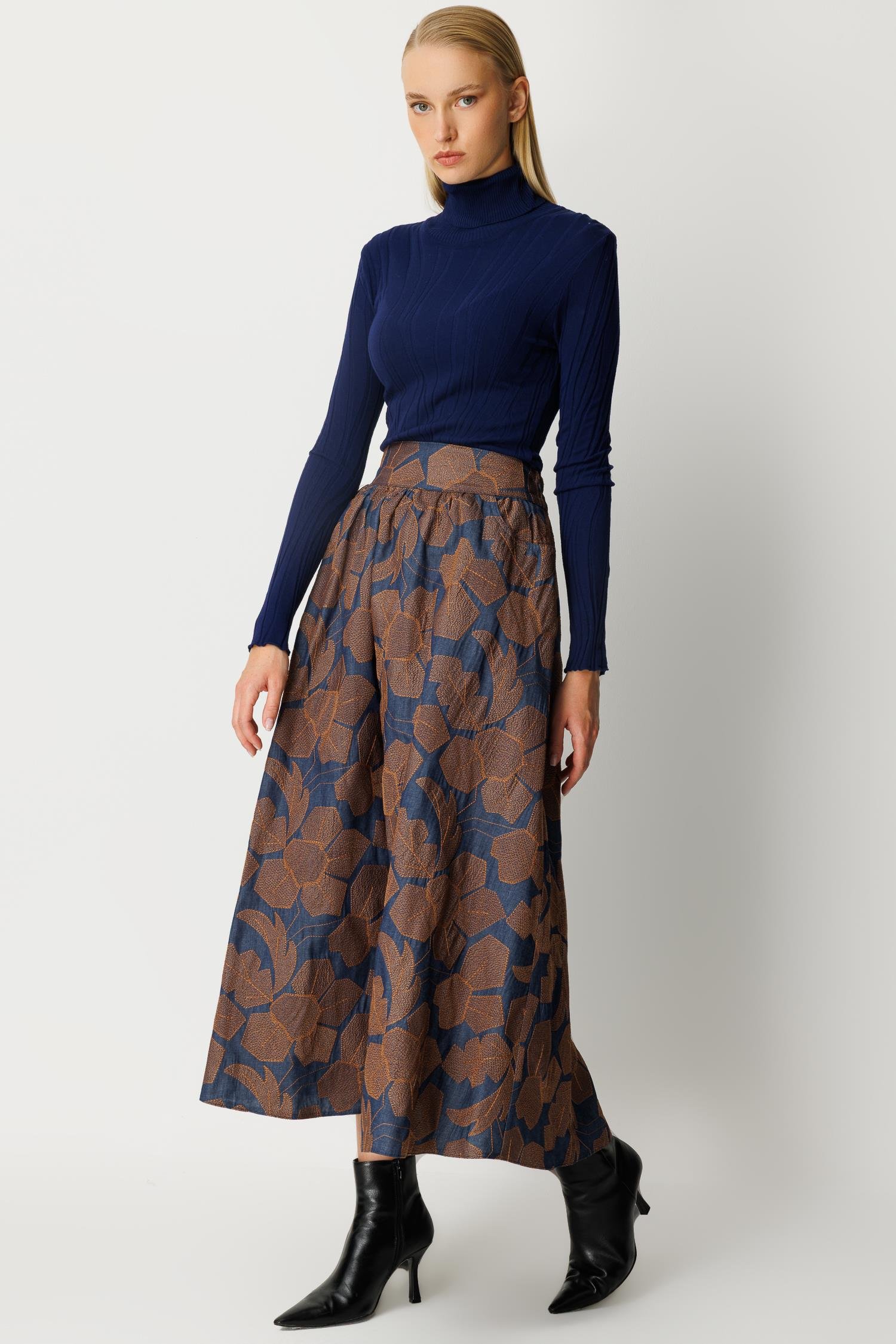 GHİSA ETEK 26KGSETK5305