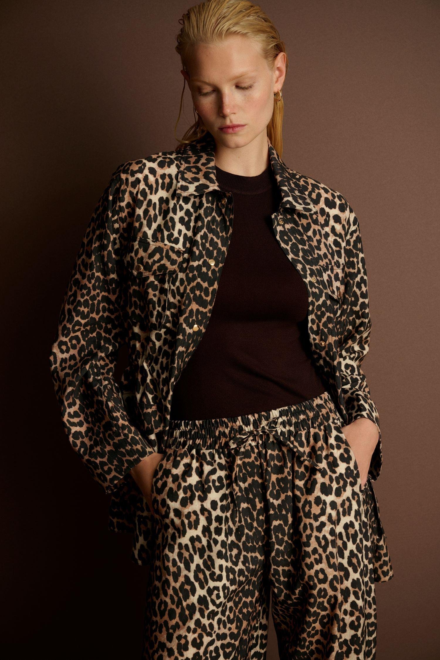 TERZİ DÜKKANI LEOPAR DESEN CEPLİ PANTOLONLU TAKIM TD26K05000056