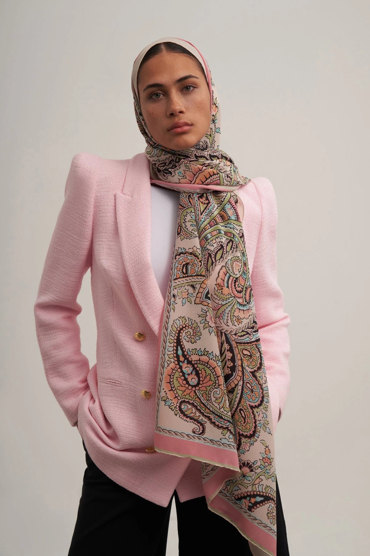 BEİGE PAİSLEY