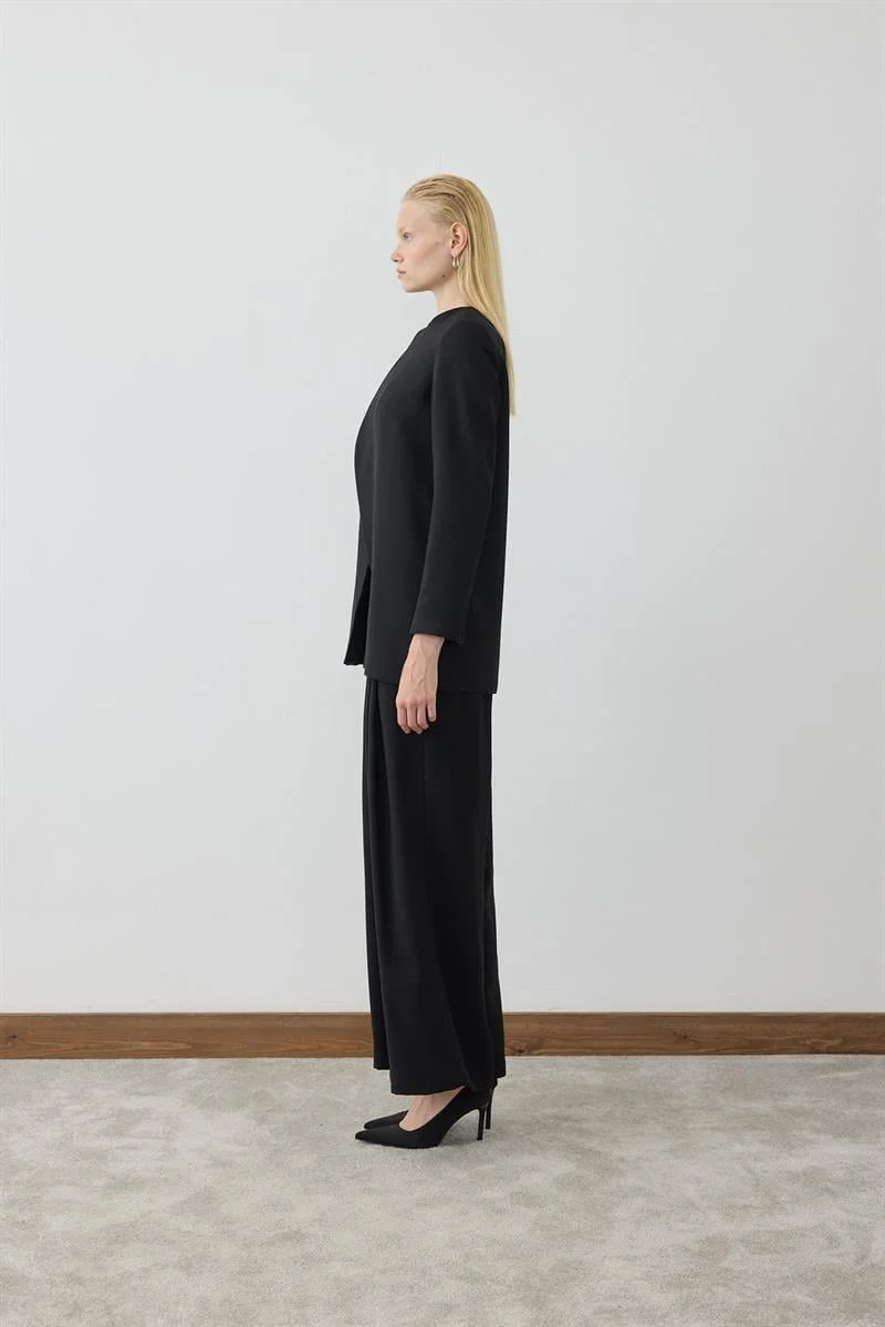 MİORİ REVİA CEKET PANTOLON KREP TAKIM MIO26K0500002