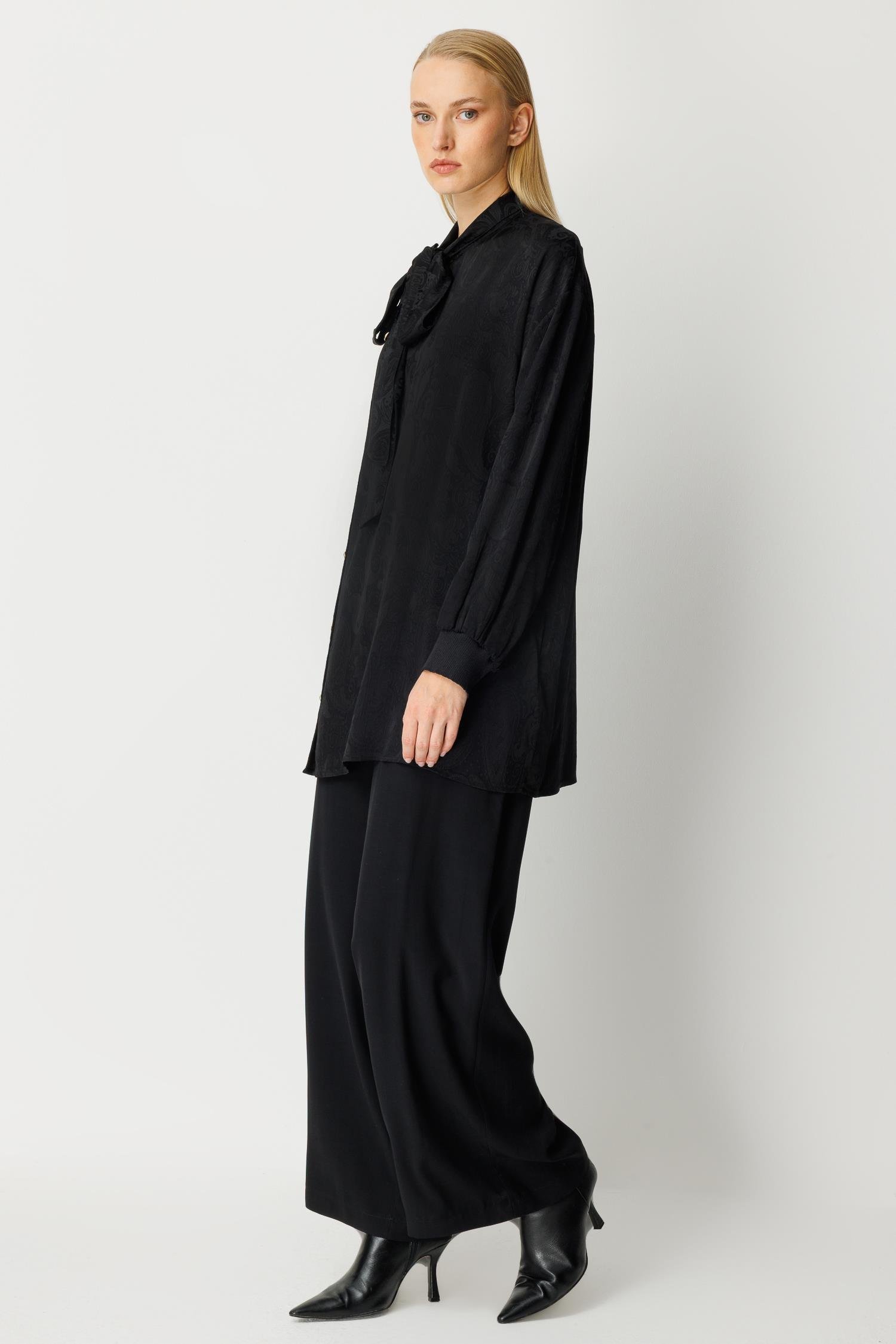 GHİSA FULAR YAKA TAKIM 26KGSTKM4126