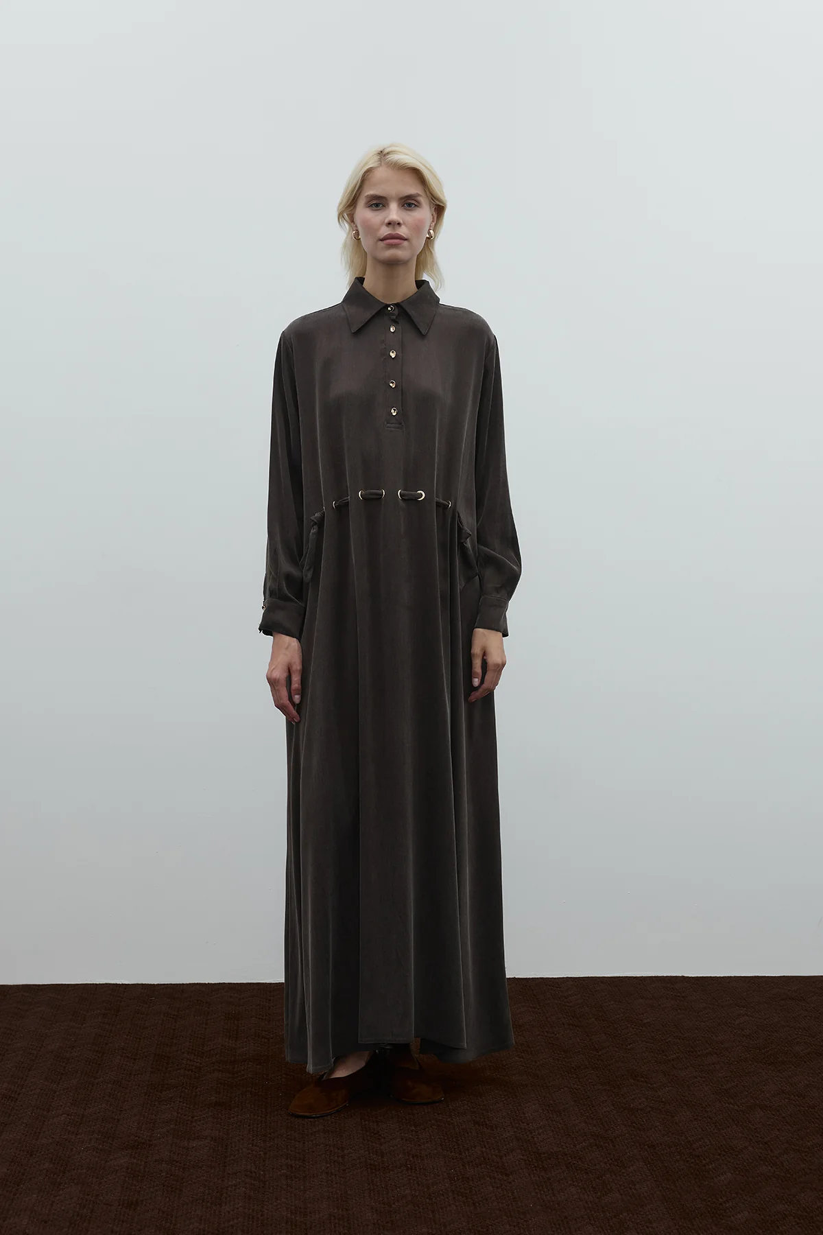 CLANDE BÜZGÜ DETAYLI İPEK CUPRO ELBİSE 5007