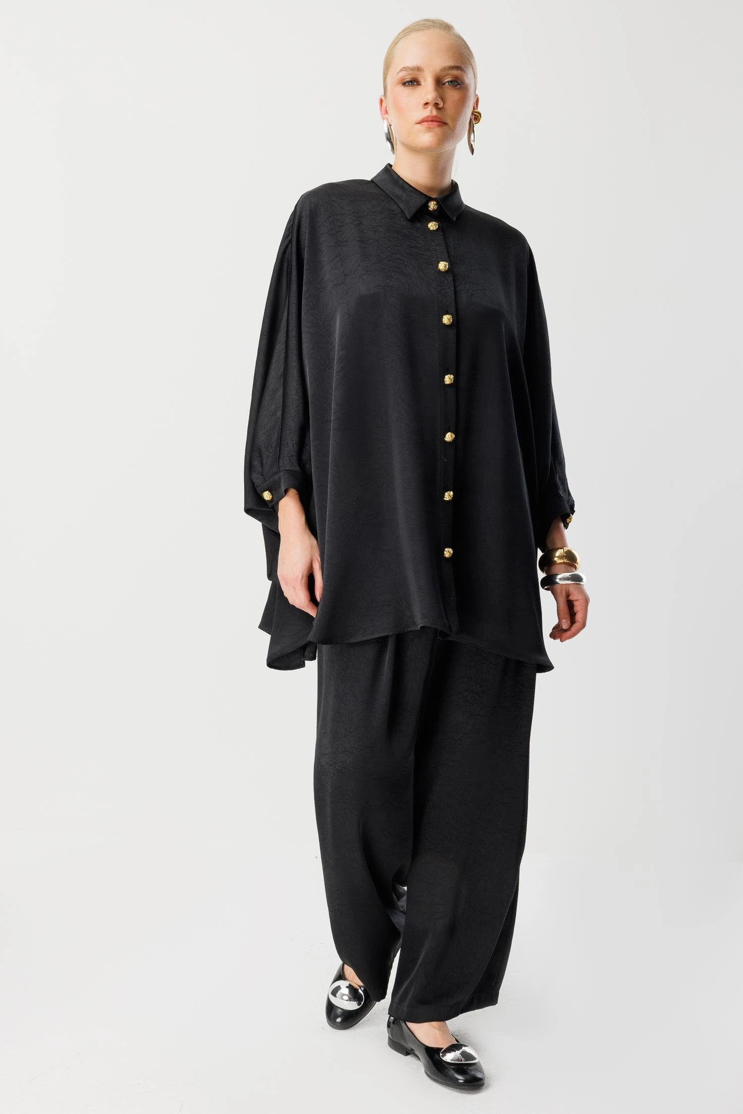 GHİSA YARASA KOL SATEN TAKIM 26KGSTKM4086