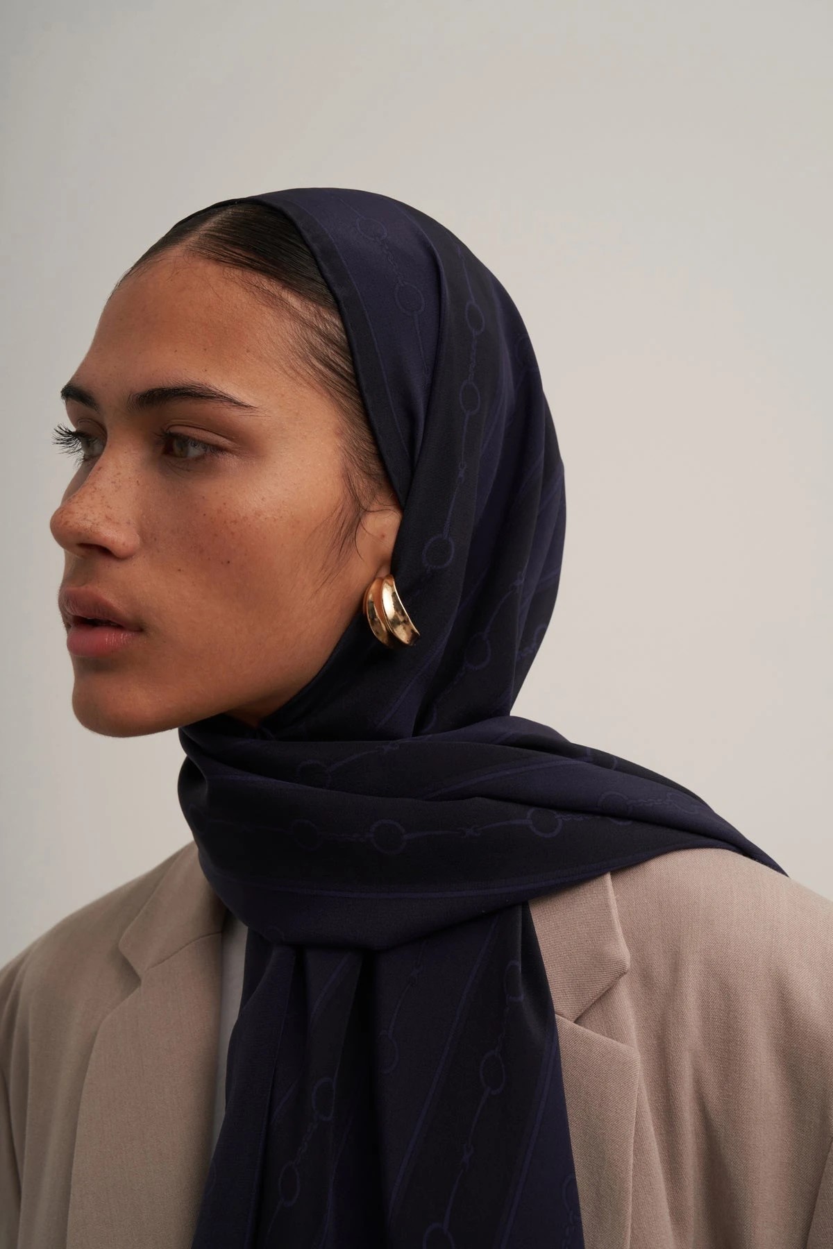 NAVY BLUE CHAİN