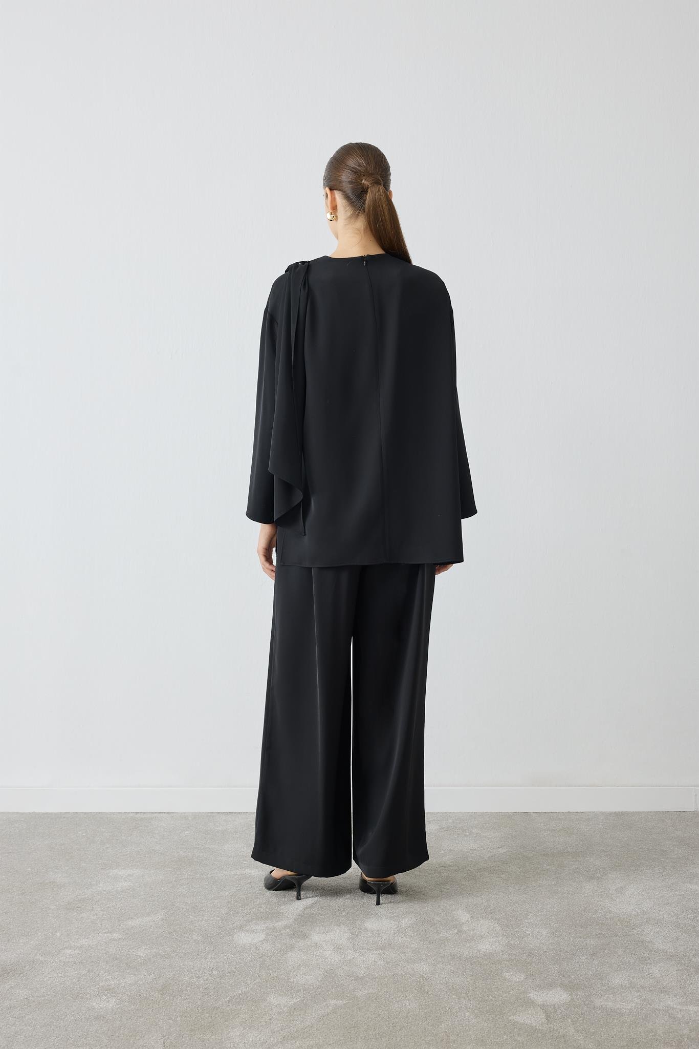 TERZİ DÜKKANI FERAL ŞAL DETAYLI PANTOLONLU TAKIM TD26K05000011