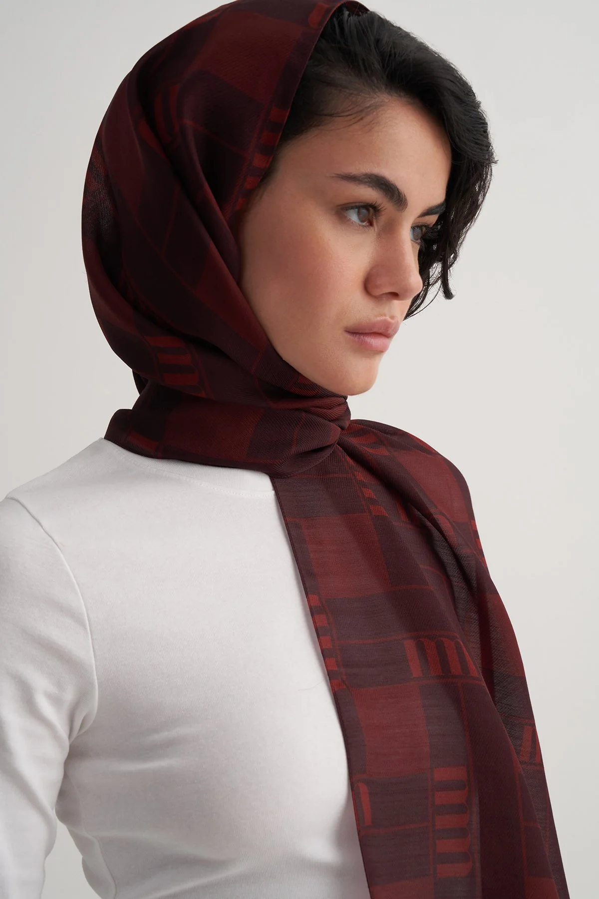 MORENOSİLK BORDEAUX M FORM ŞAL