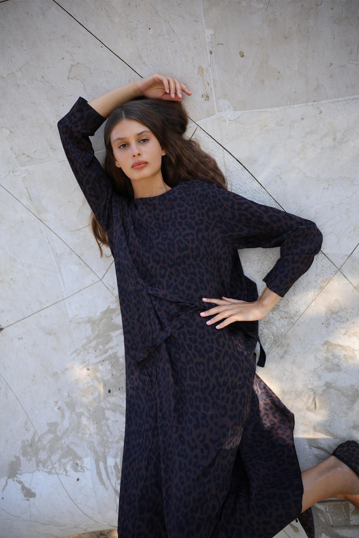 NOİ MAROKEN LEOPARLI ÖNDEN BAĞLAMALI ELBİSE 65202