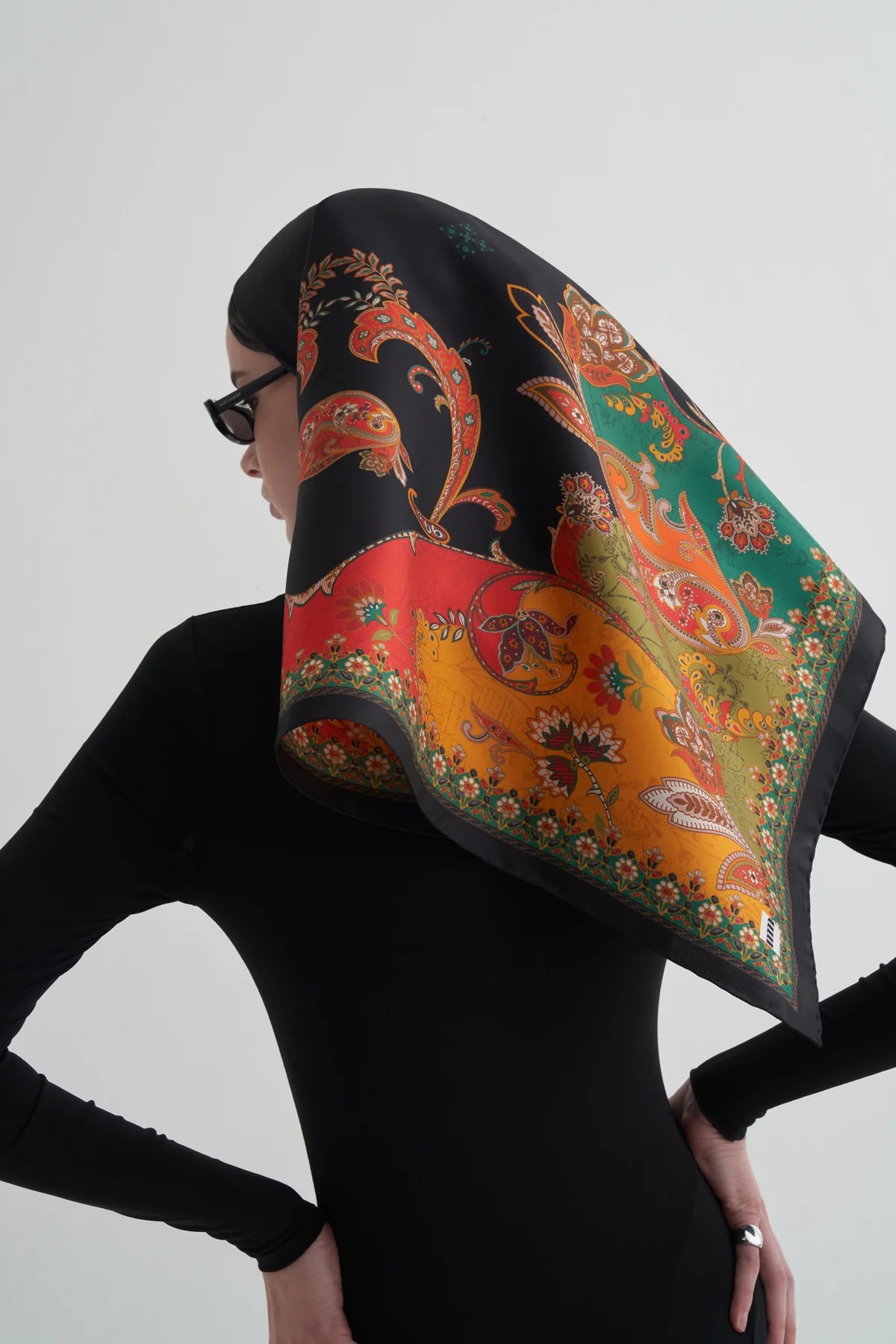 FLORAL SCARF EŞARP