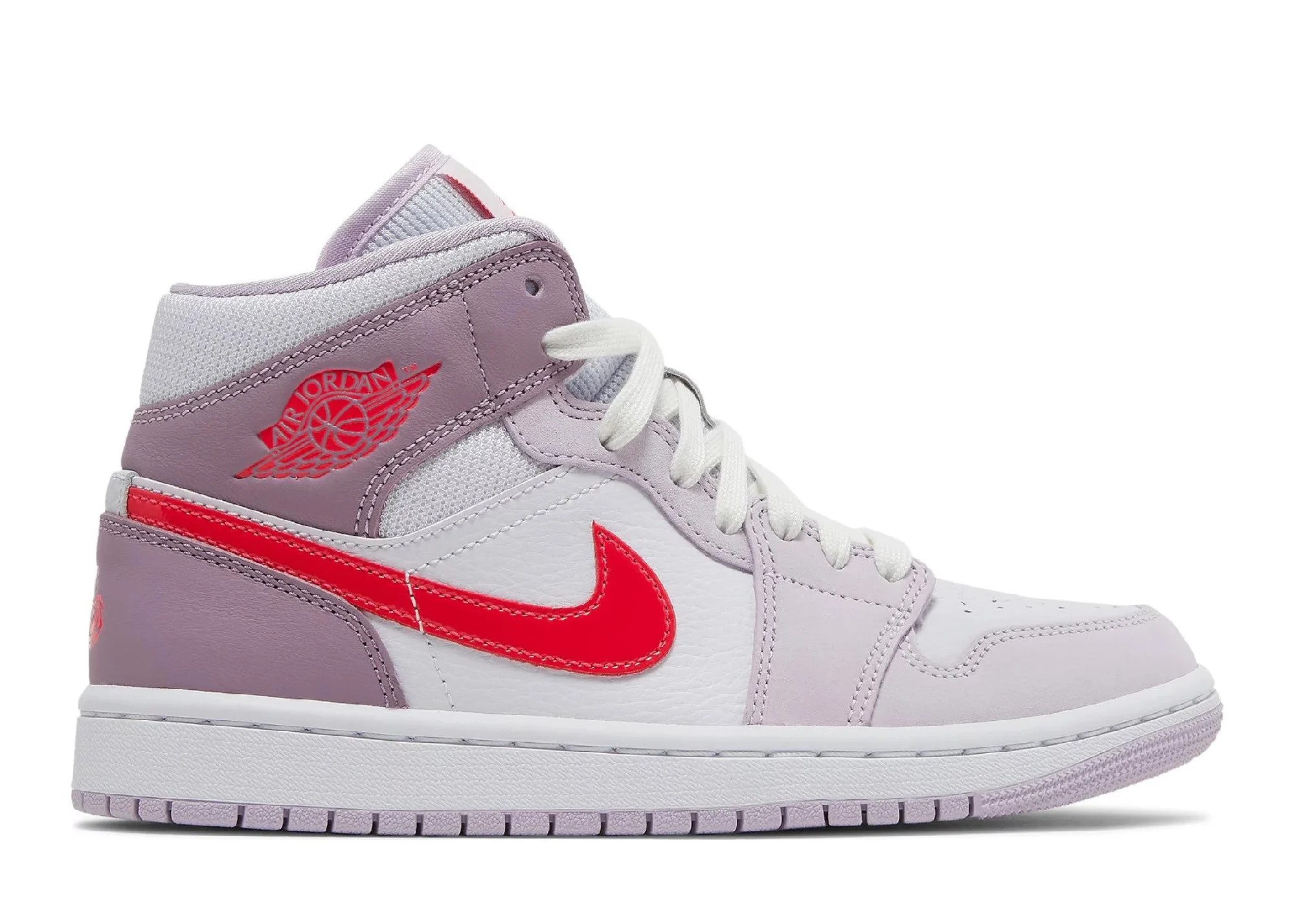 Nike Air Jordan 1 Mid Valentine's Day