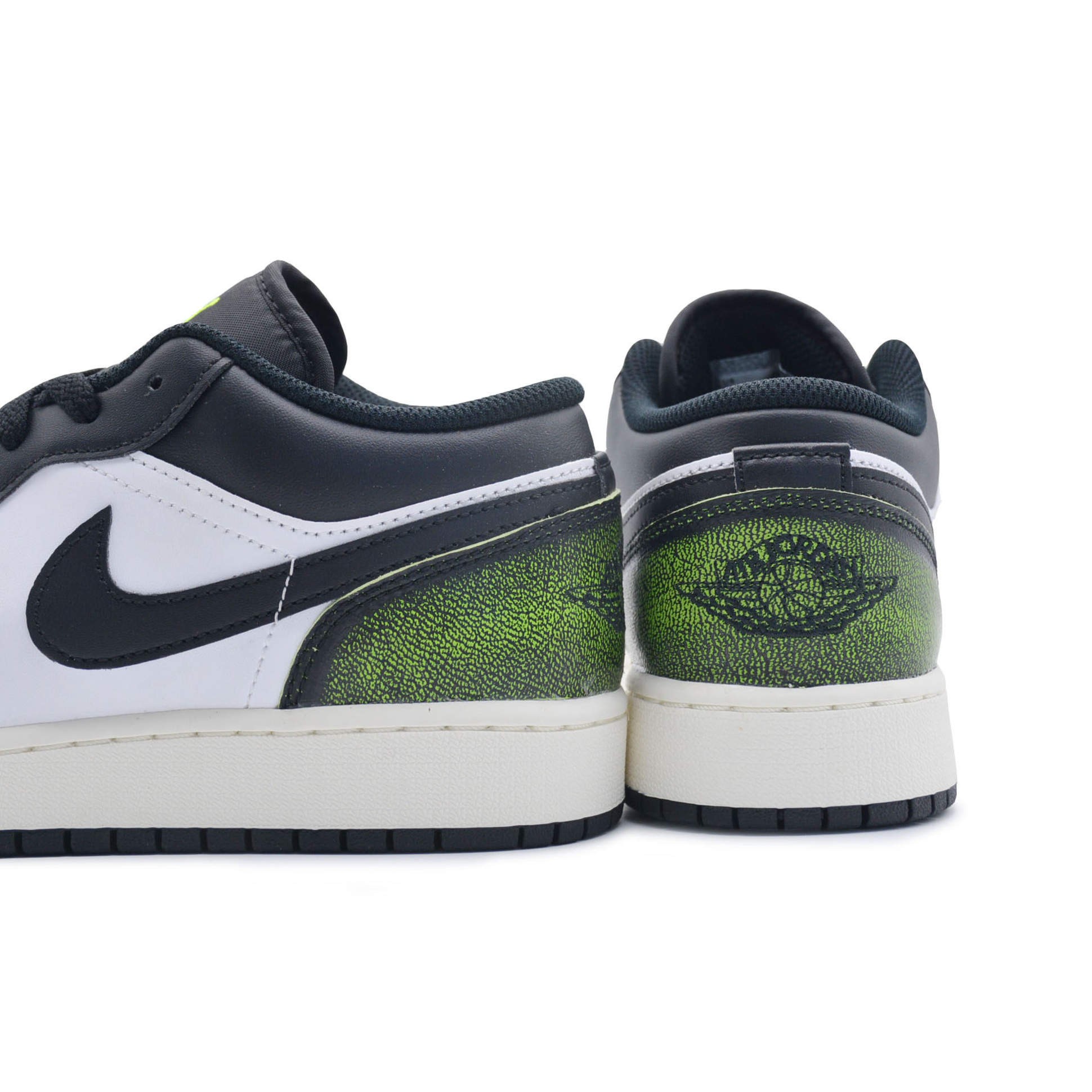 Nike Air Jordan 1 Low (SE) GS Electric Green
