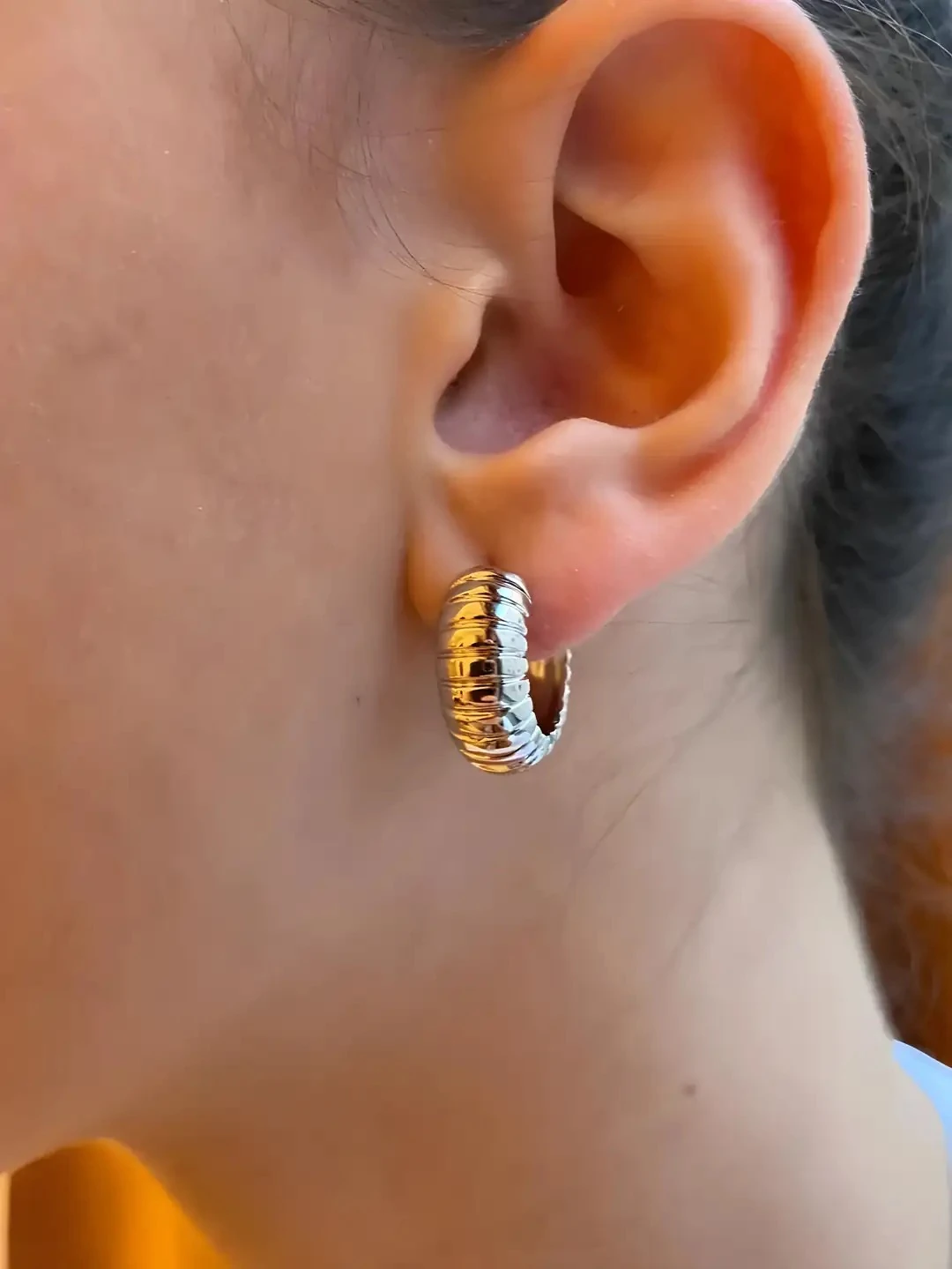 Tırtıklı Model Halka Küpe 