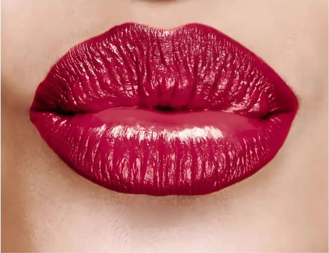 Ultra Beauty Ruj Stylo Frisky Red