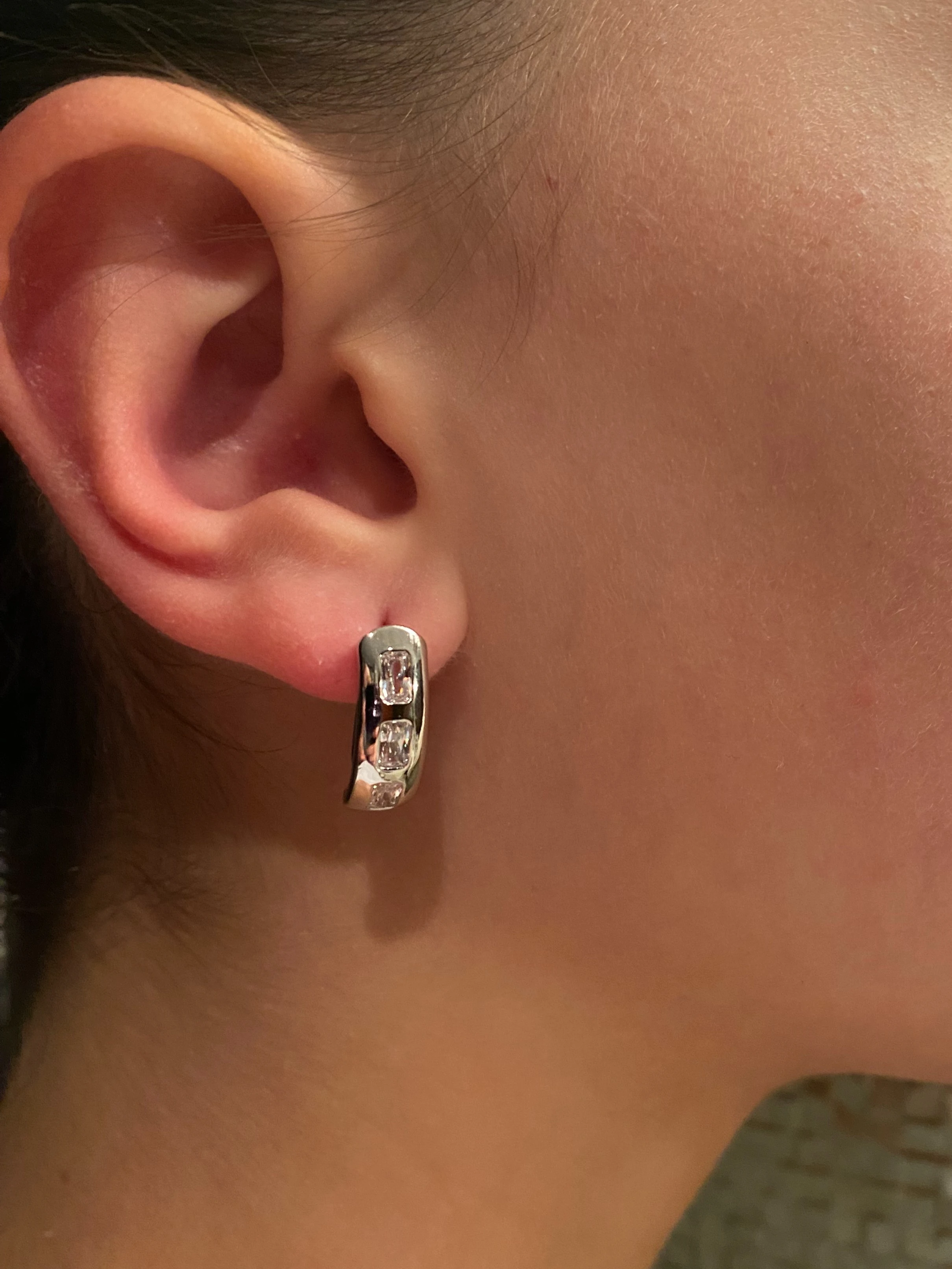 Kristal Gömme Taşlı 3'lü Tasarım Küpe