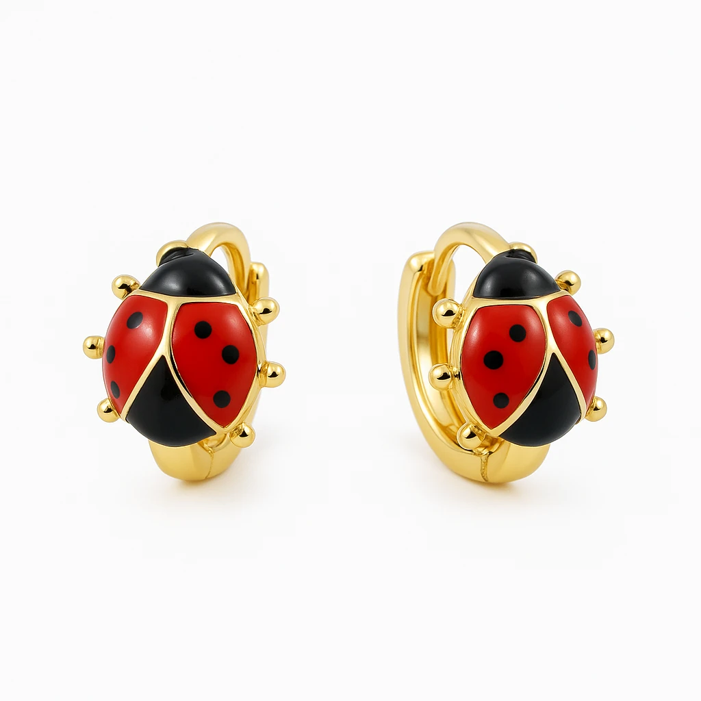 Uğur Böceği Motifli Küpe