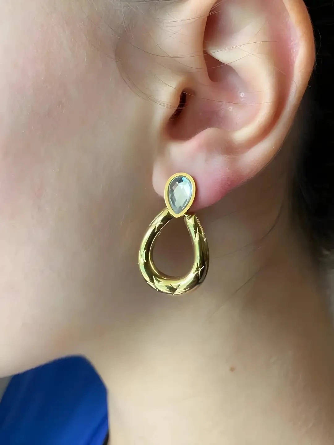 İnci Taşlı Tasarım İçi Boş Damla Küpe