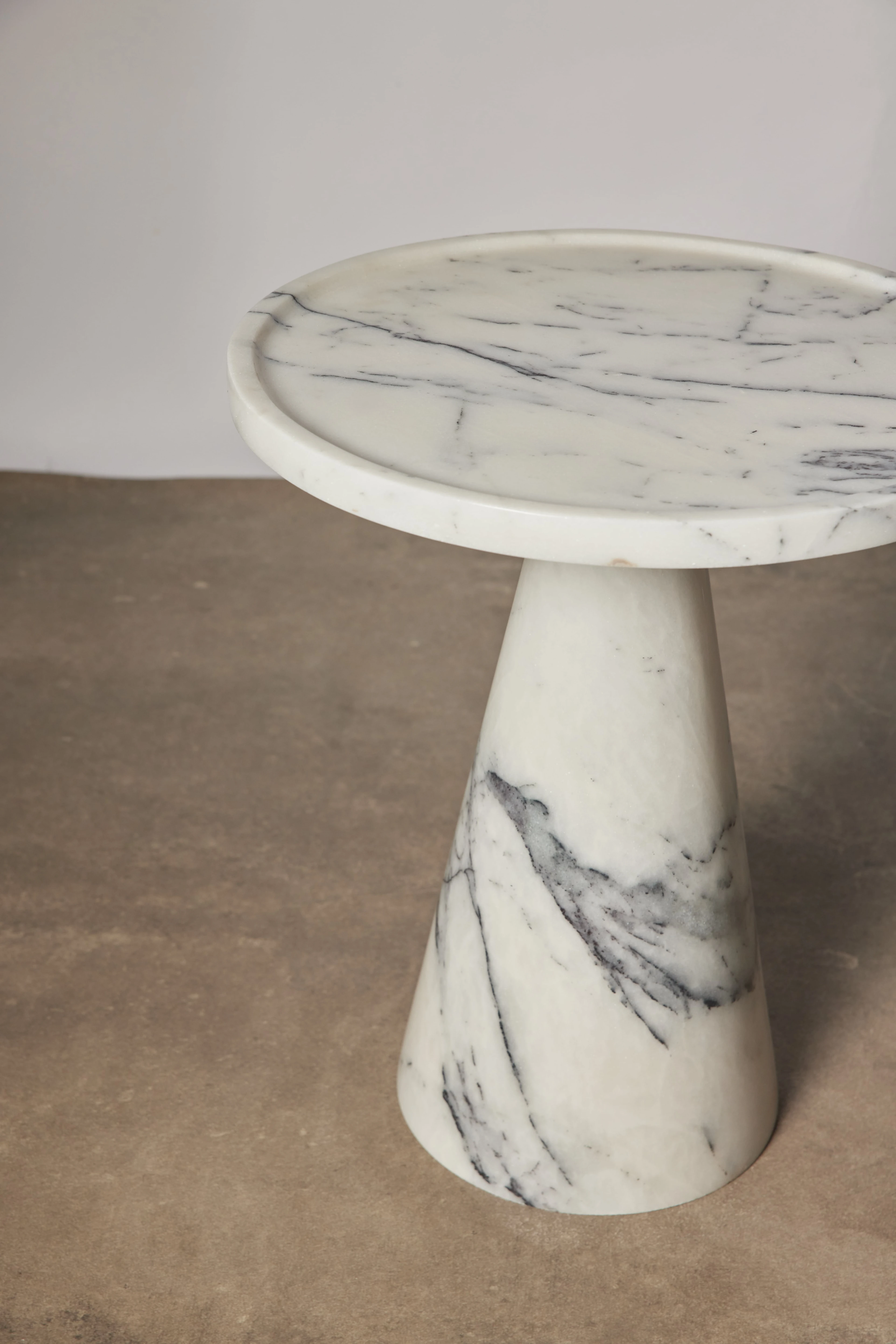 Vela New York Mermer Yan Sehpa