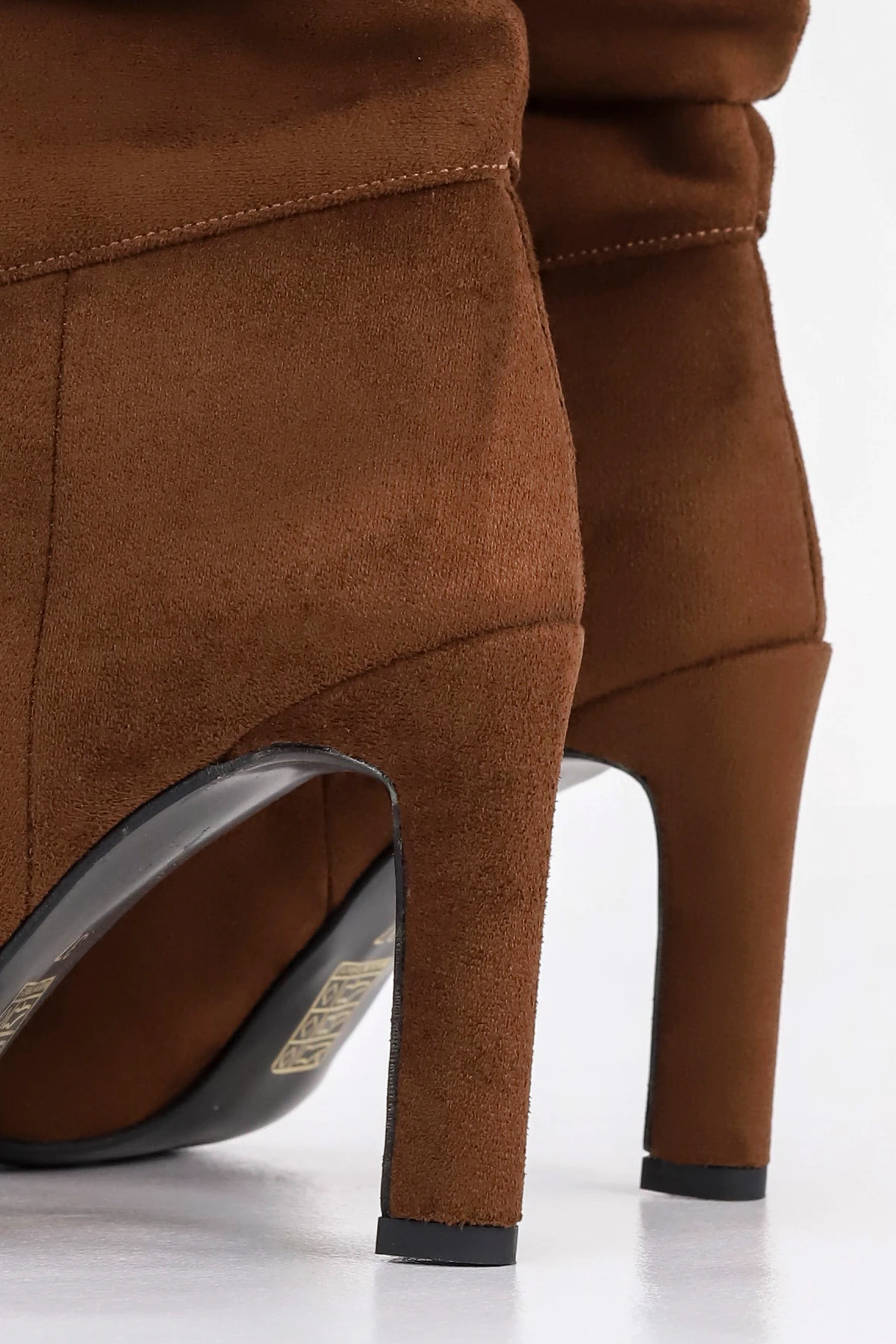 CNG A203 İnce Topuk Körüklü Bot