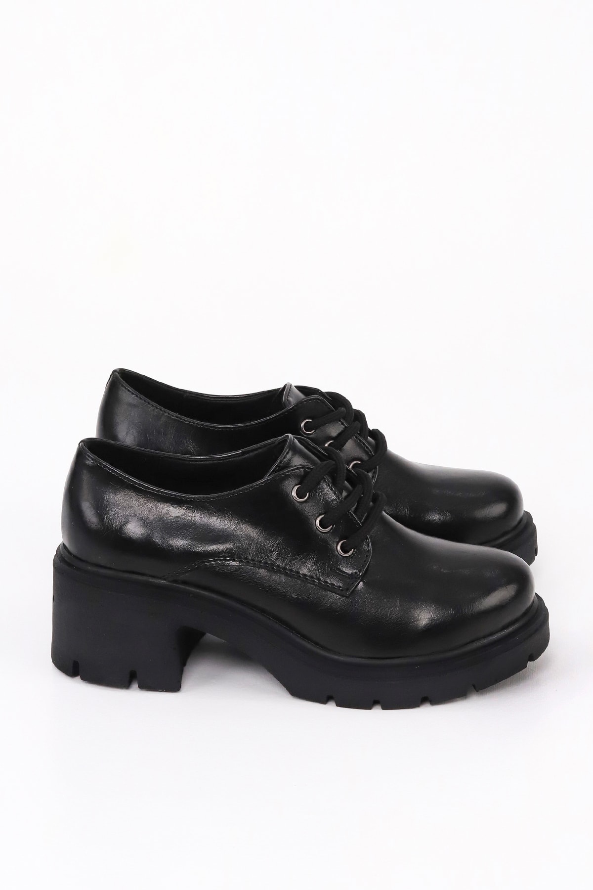 JVL 707 Bağcıklı Topuklu Loafer - SİYAH-DERİ