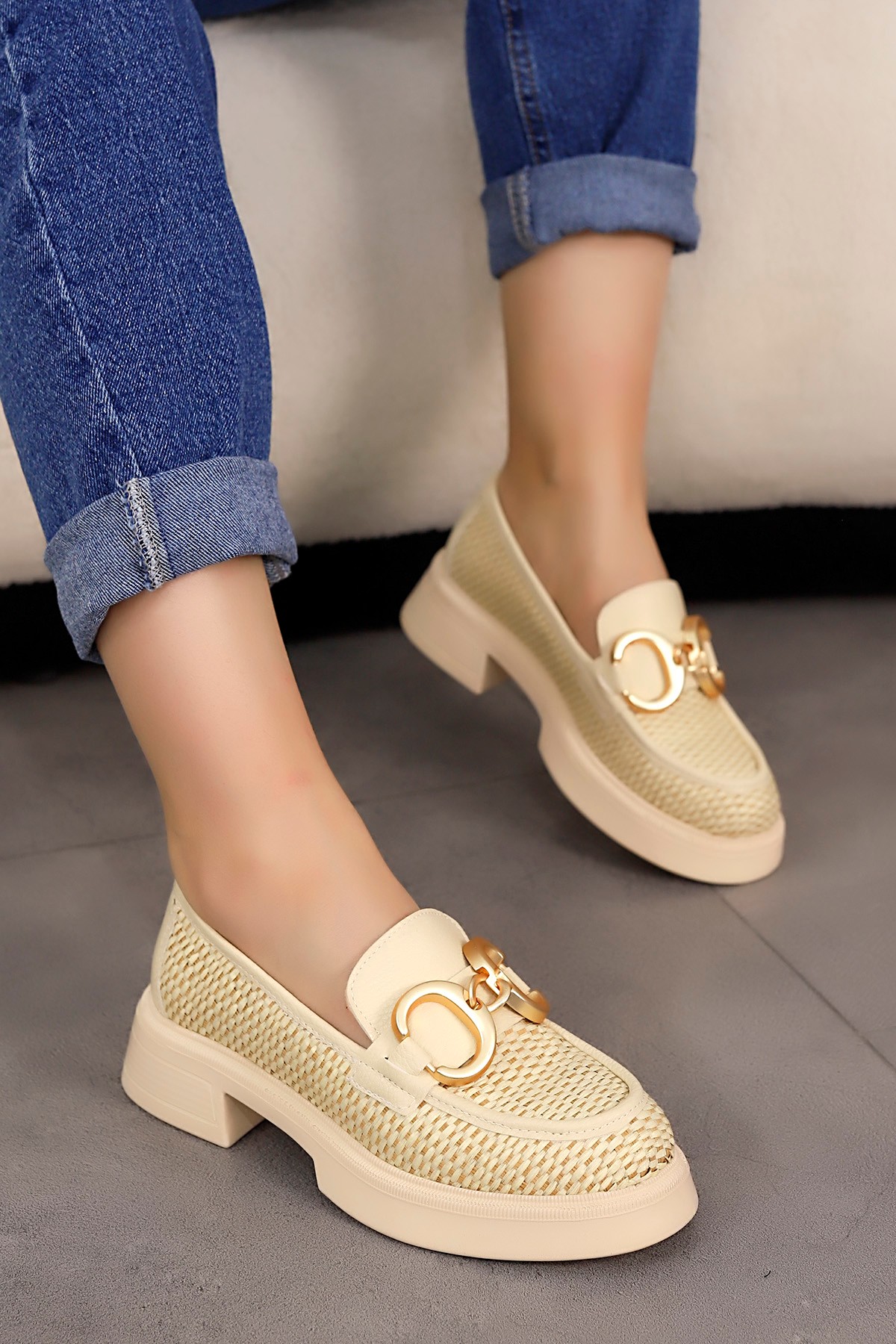MY 1007 Gold Toka Detaylı Loafer - BEJ HASIR