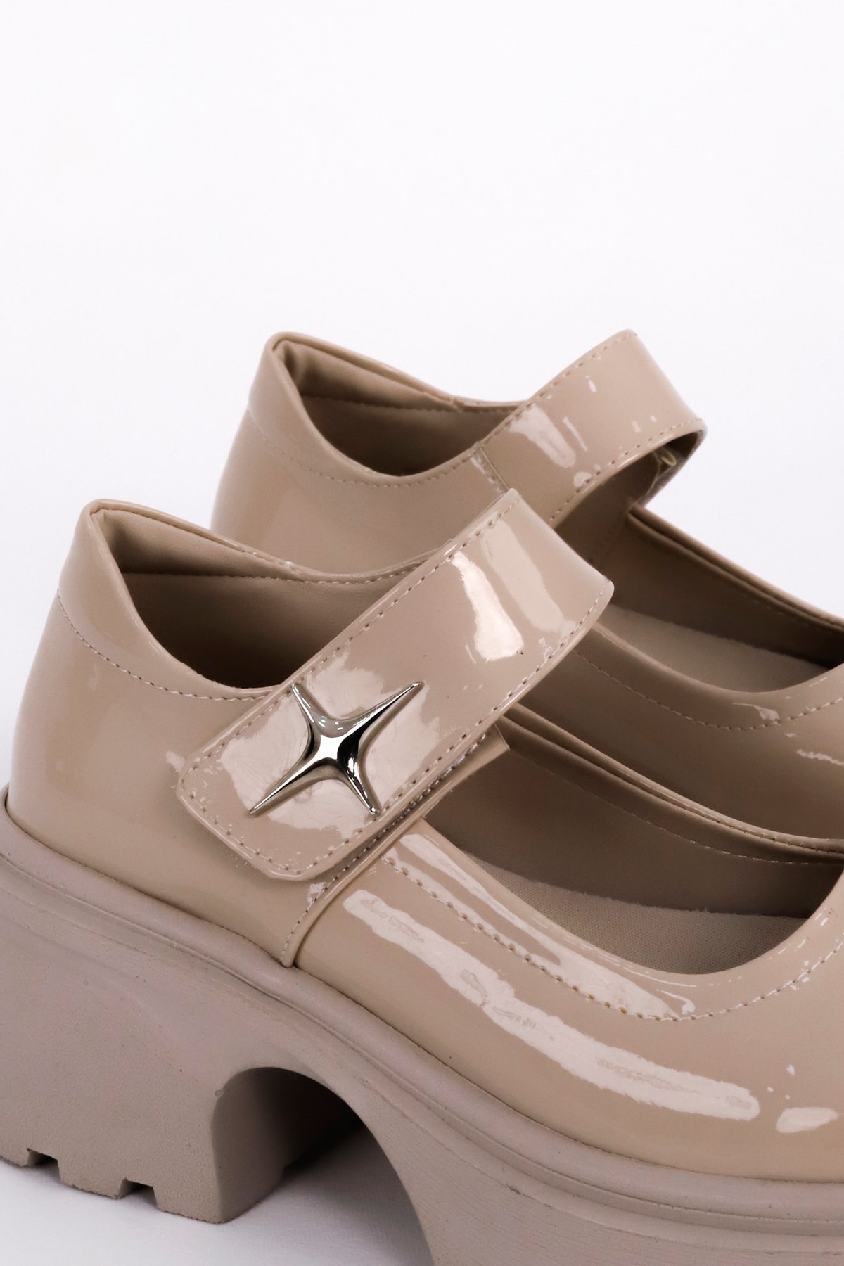 DM 2800 Yüksek Tabanlı Metal Toka Detaylı Loafer