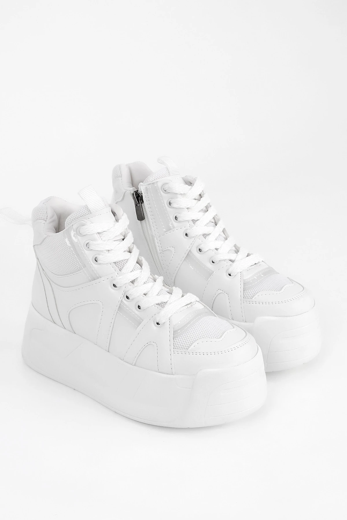 BT191 Balon Taban Bağcıklı Spor Bot - BEYAZ