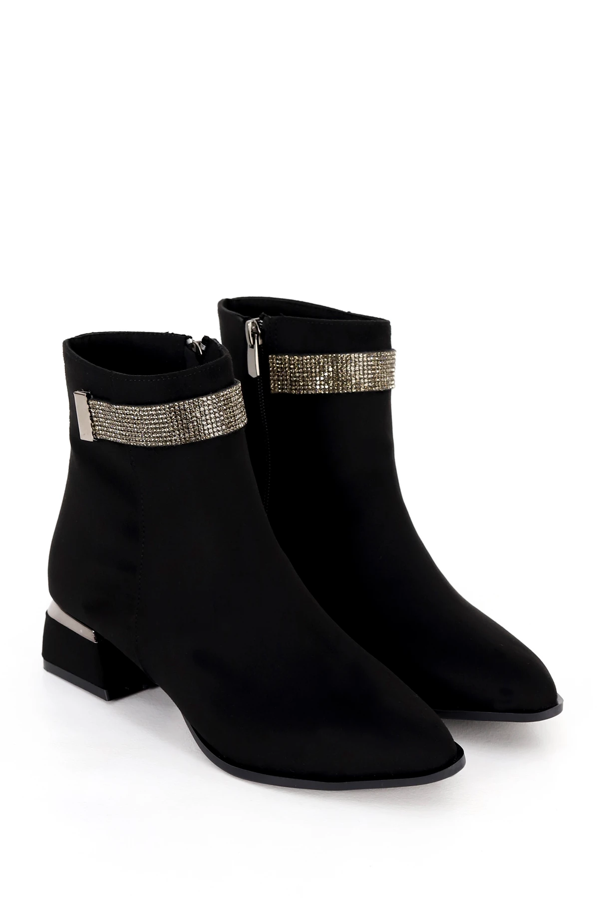 BLN 705 Kemer Taş Detaylı ALçak Topuklu Yarım Bot