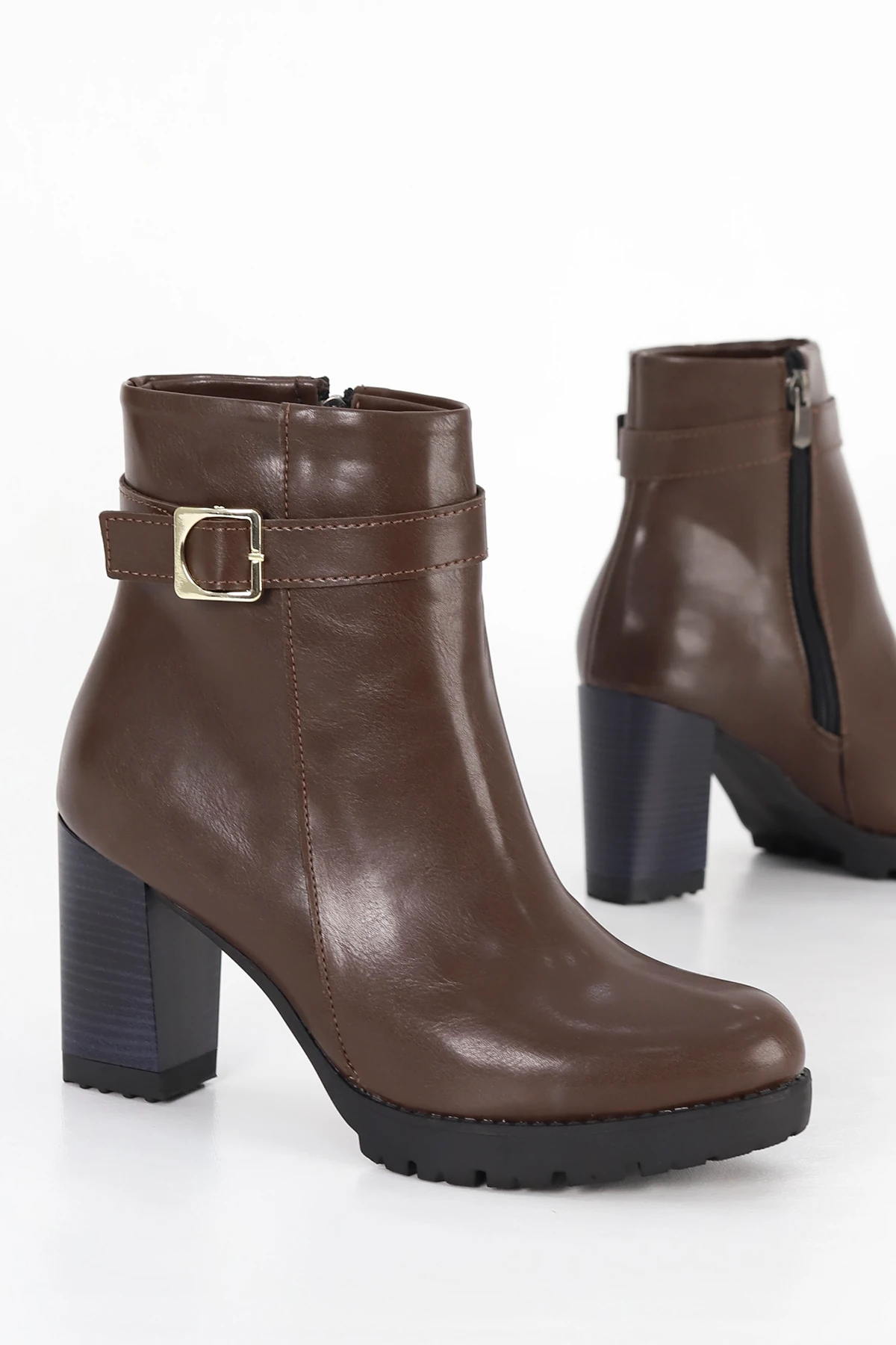 BLN ST535 Kemer Toka Detaylı Yüksek Topuklu Yarım Bot - KAHVE-DERİ