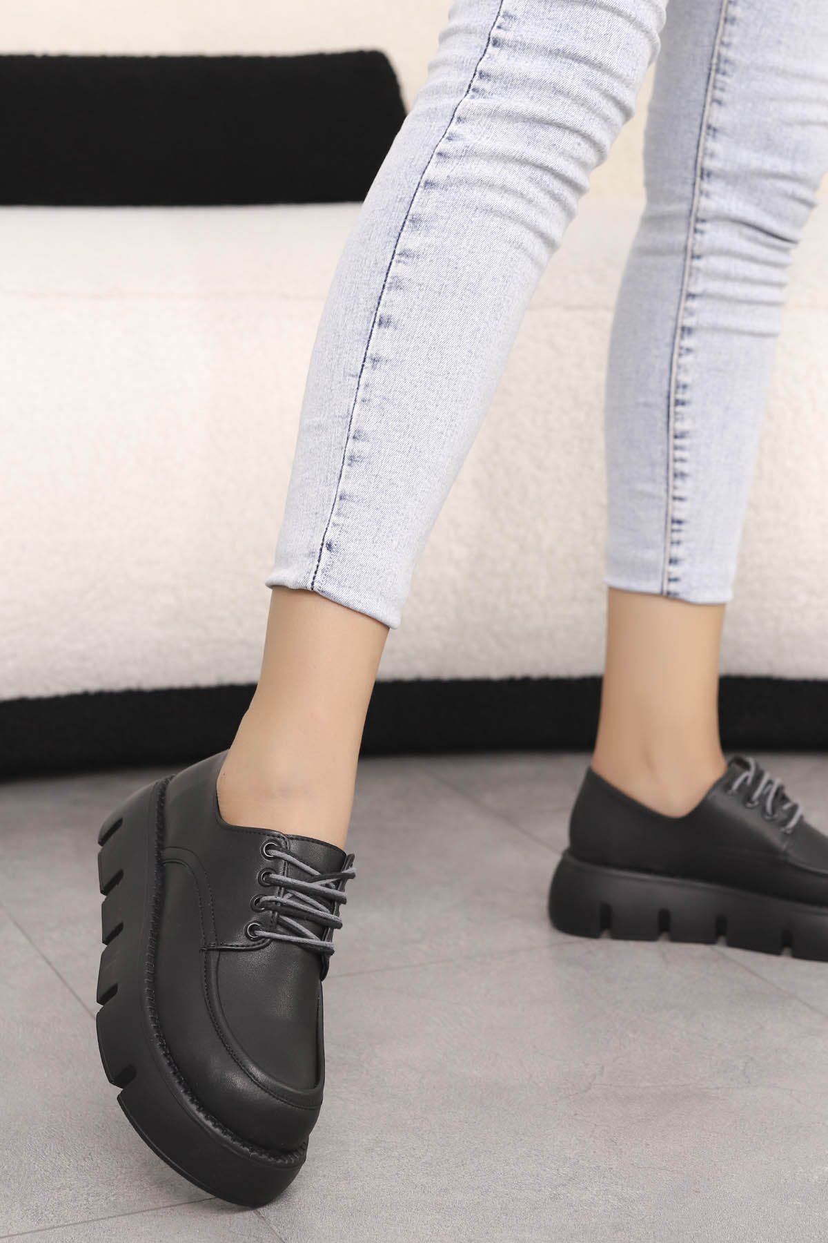 ÇGZ 004 Yüksek Tabanlı Günlük Ayakkabı