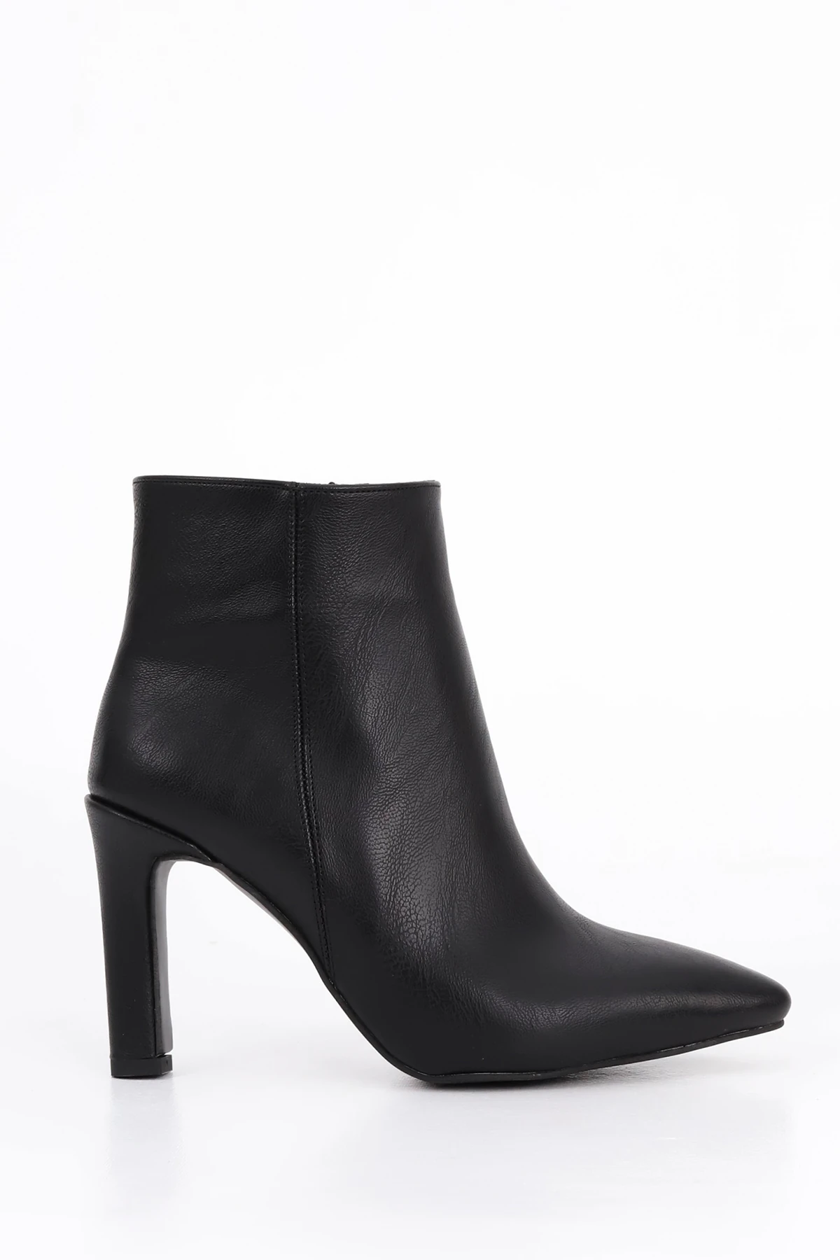 CNG A202 İnce Topuk Fermuarlı Bot