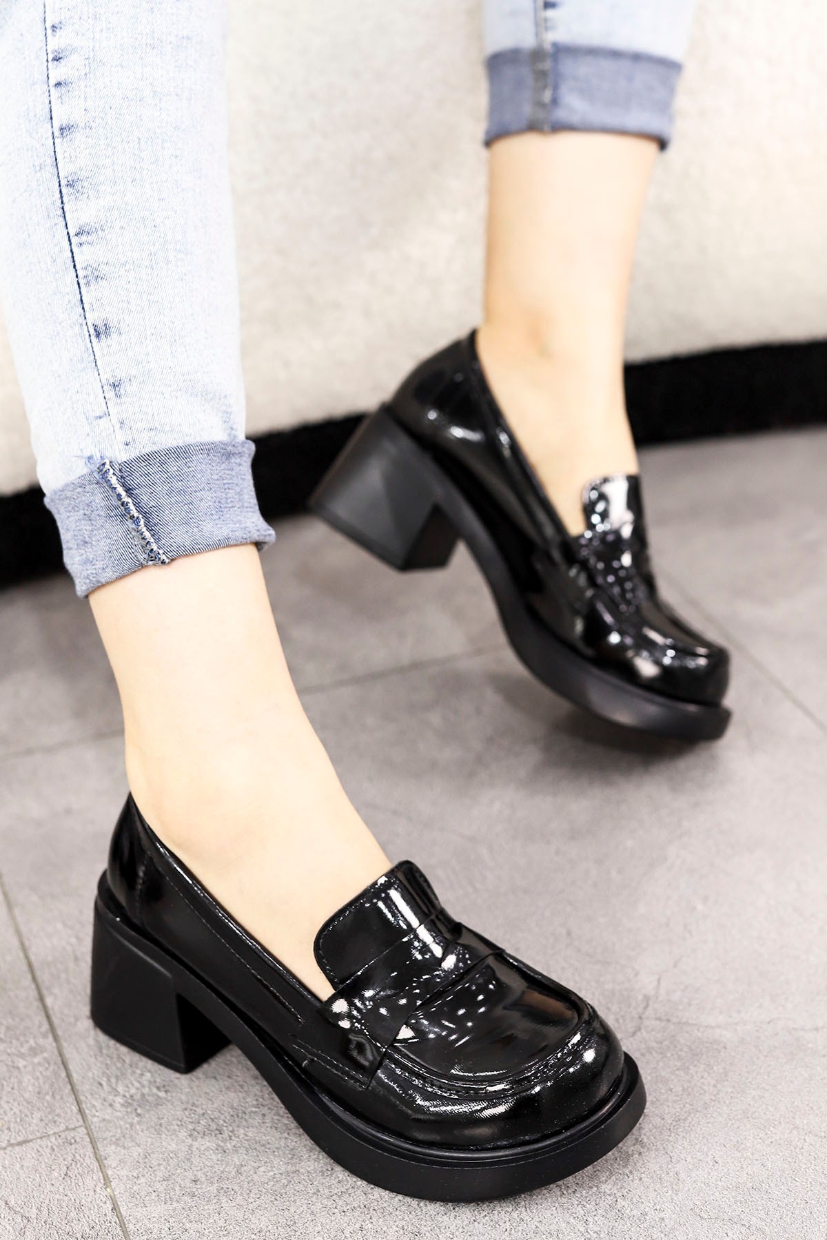 MSN 506 Topuklu Loafer - SİYAH RUGAN
