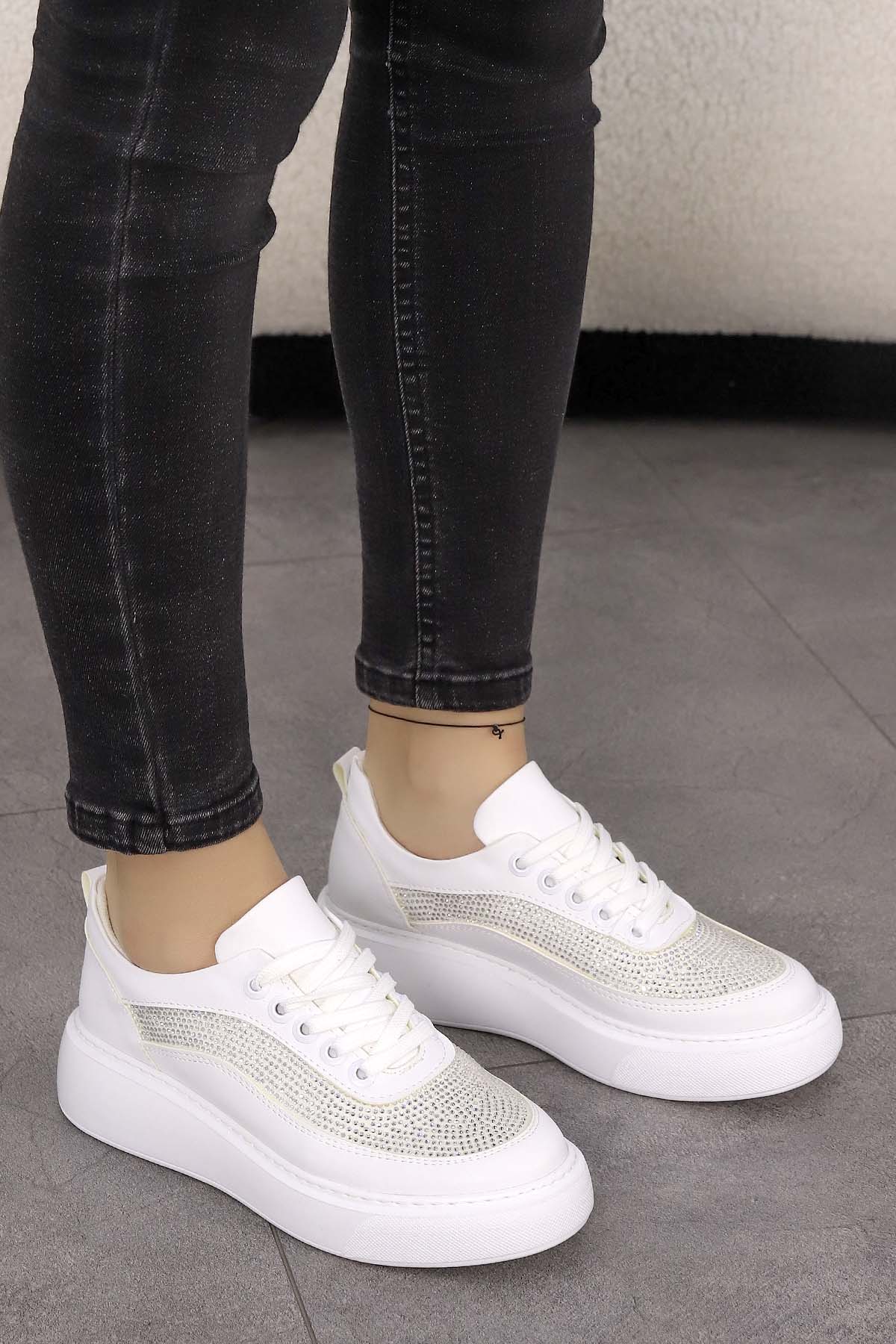 CLN 485 Taşlı Bağcıklı Spor Ayakkabı