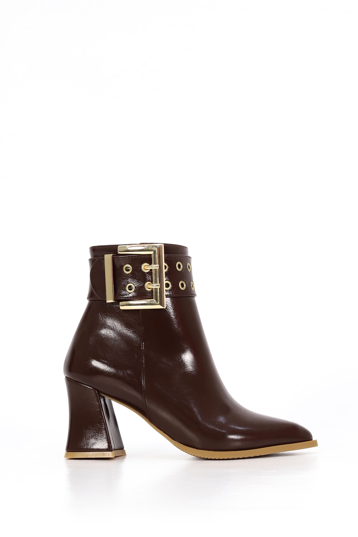 ED 200-1 Yandan Kemer Toka Detay Topuklu Bot