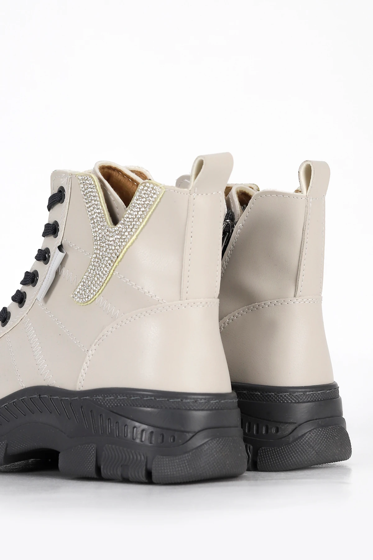 Puffy Taş Detaylı Fermuarlı Yarım Bot