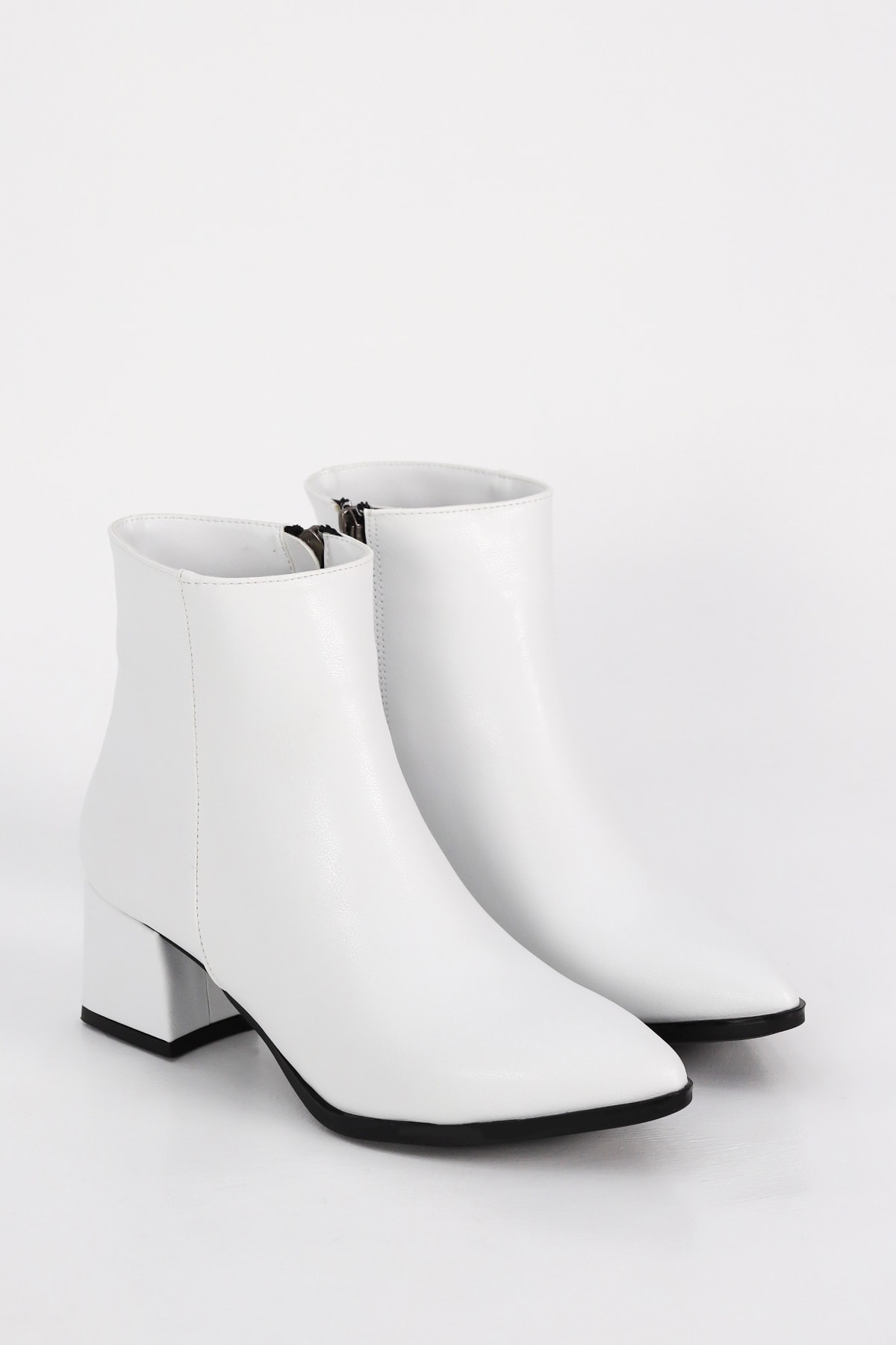 AHM 002 Yan Fermuarlı Alçak Topuklu Yarım Bot