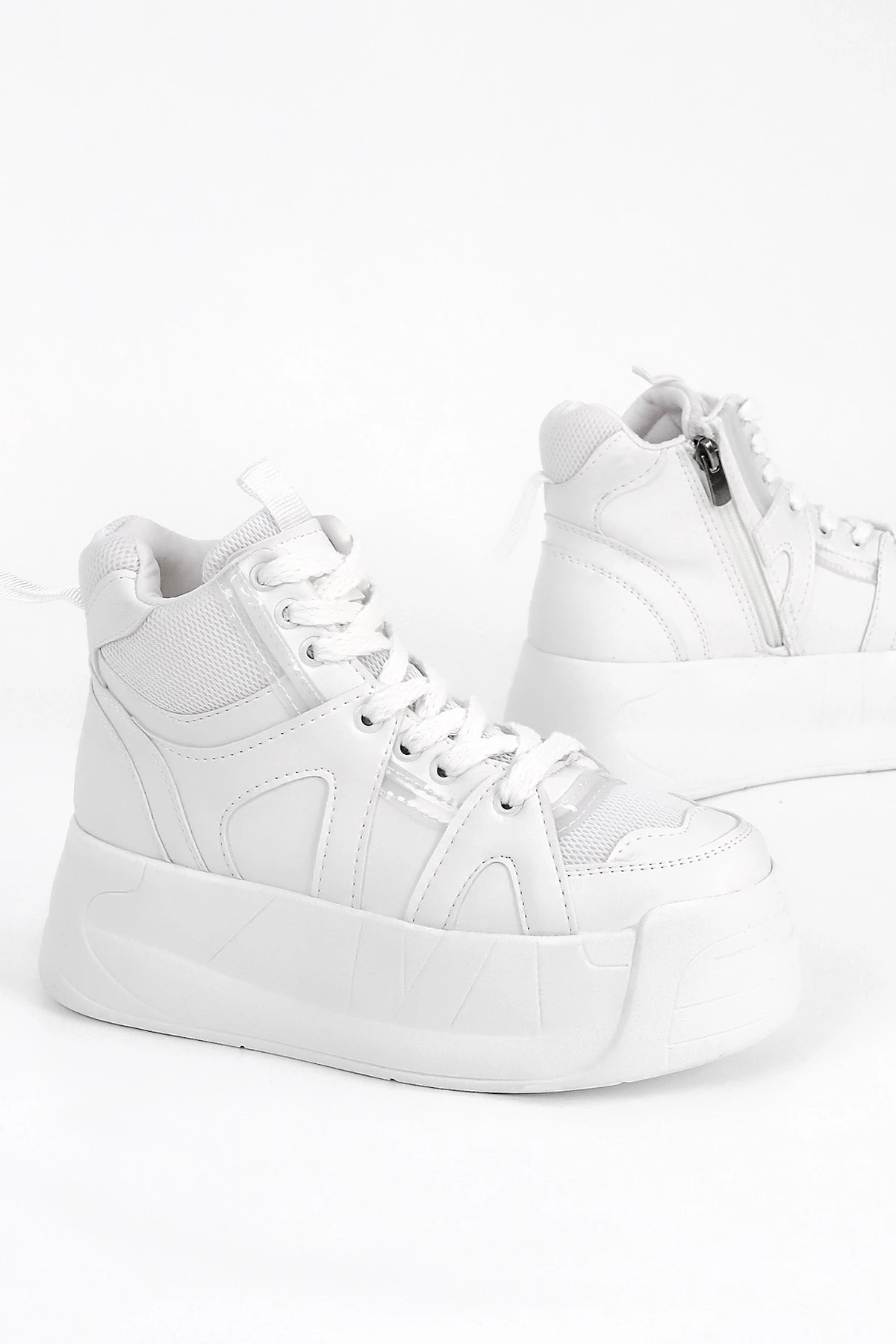 BT191 Balon Taban Bağcıklı Spor Bot - BEYAZ