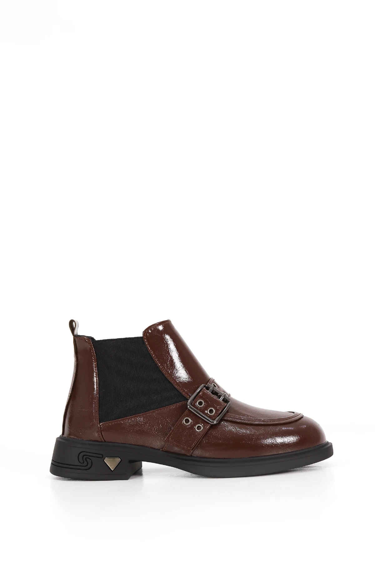 İNT 5016 Toka Detay Lastikli Yarım Bot