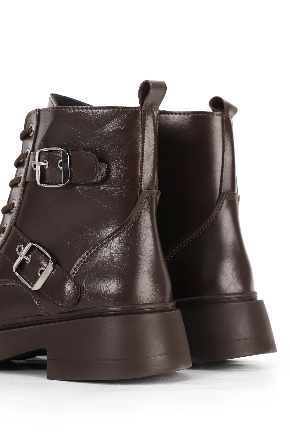 DM 3535 Yan Toka Detay Fermuarlı Kısa Bot