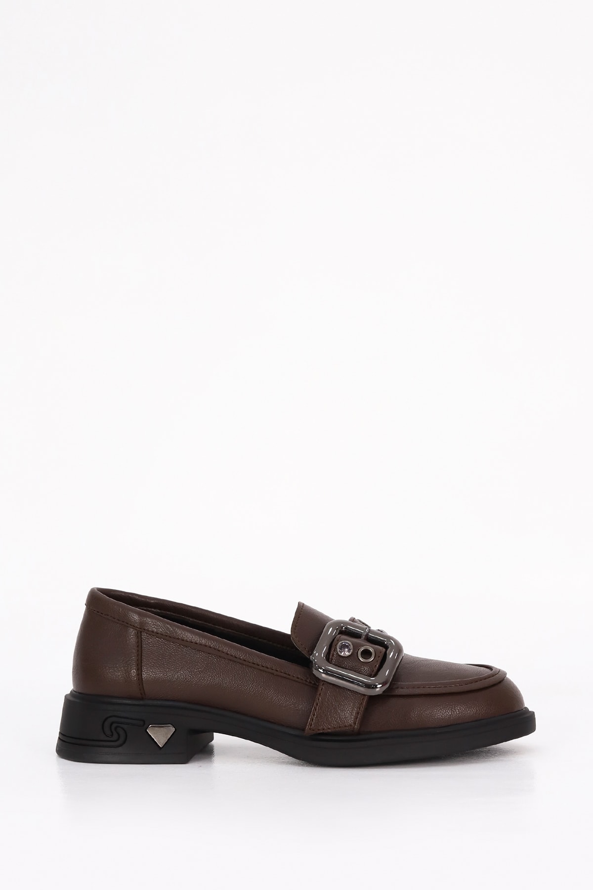 İNT 6004 Taş Toka Detaylı Loafer