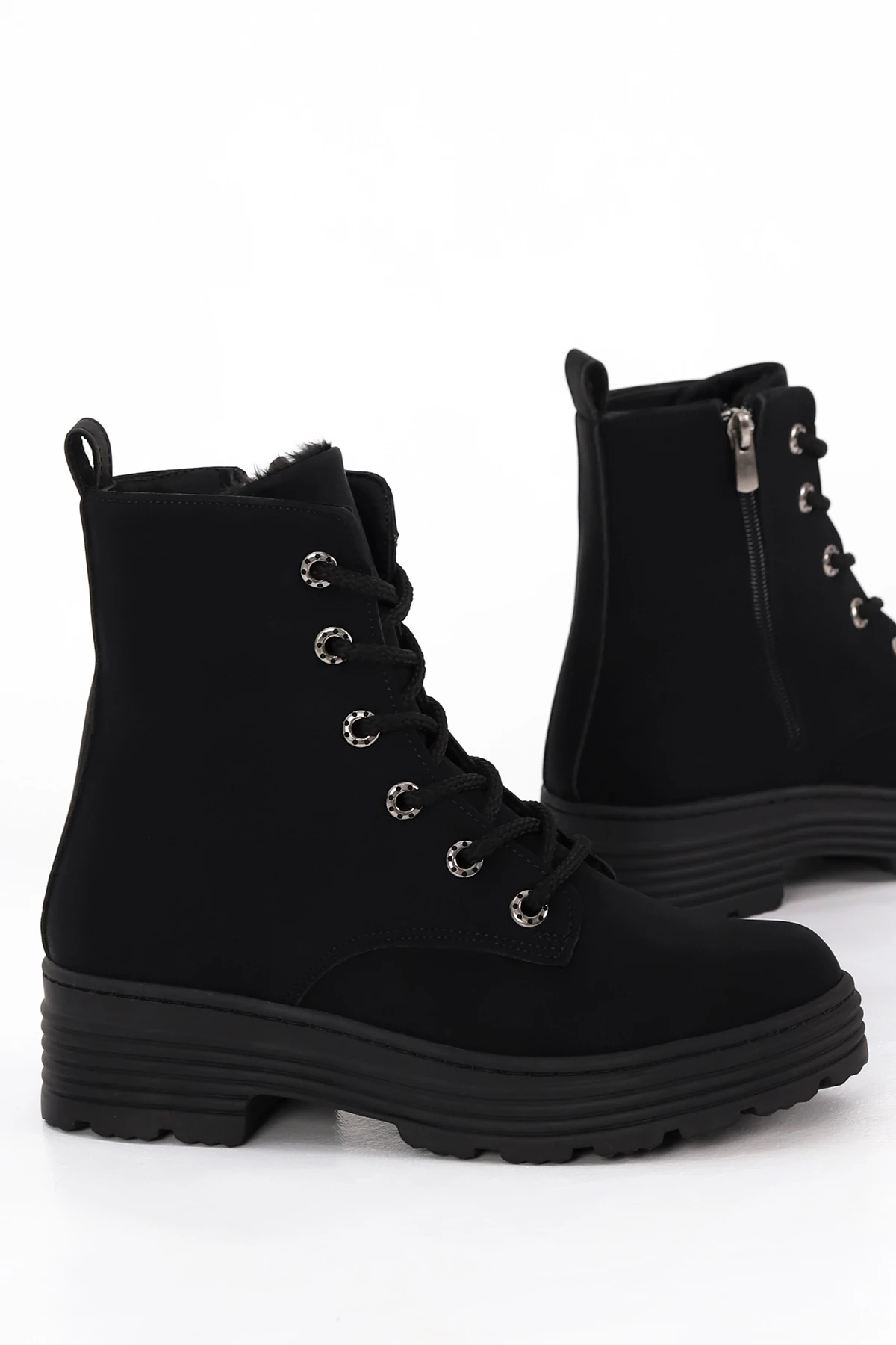 BLN S220 Termo Taban Bağcıklı Kısa Postal