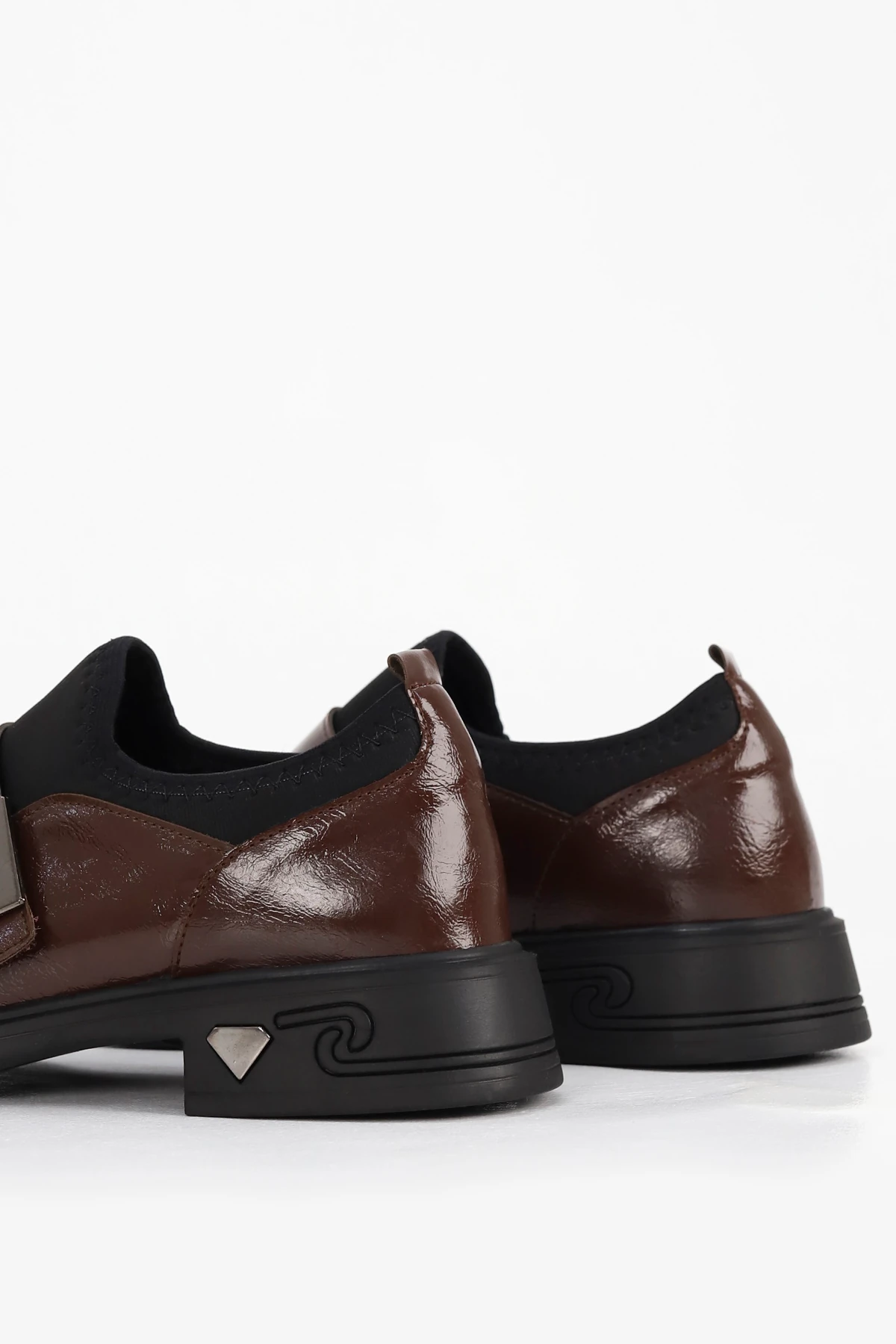 İNT 4065 Streç Detaylı Alçak Taban Loafer - KAHVE